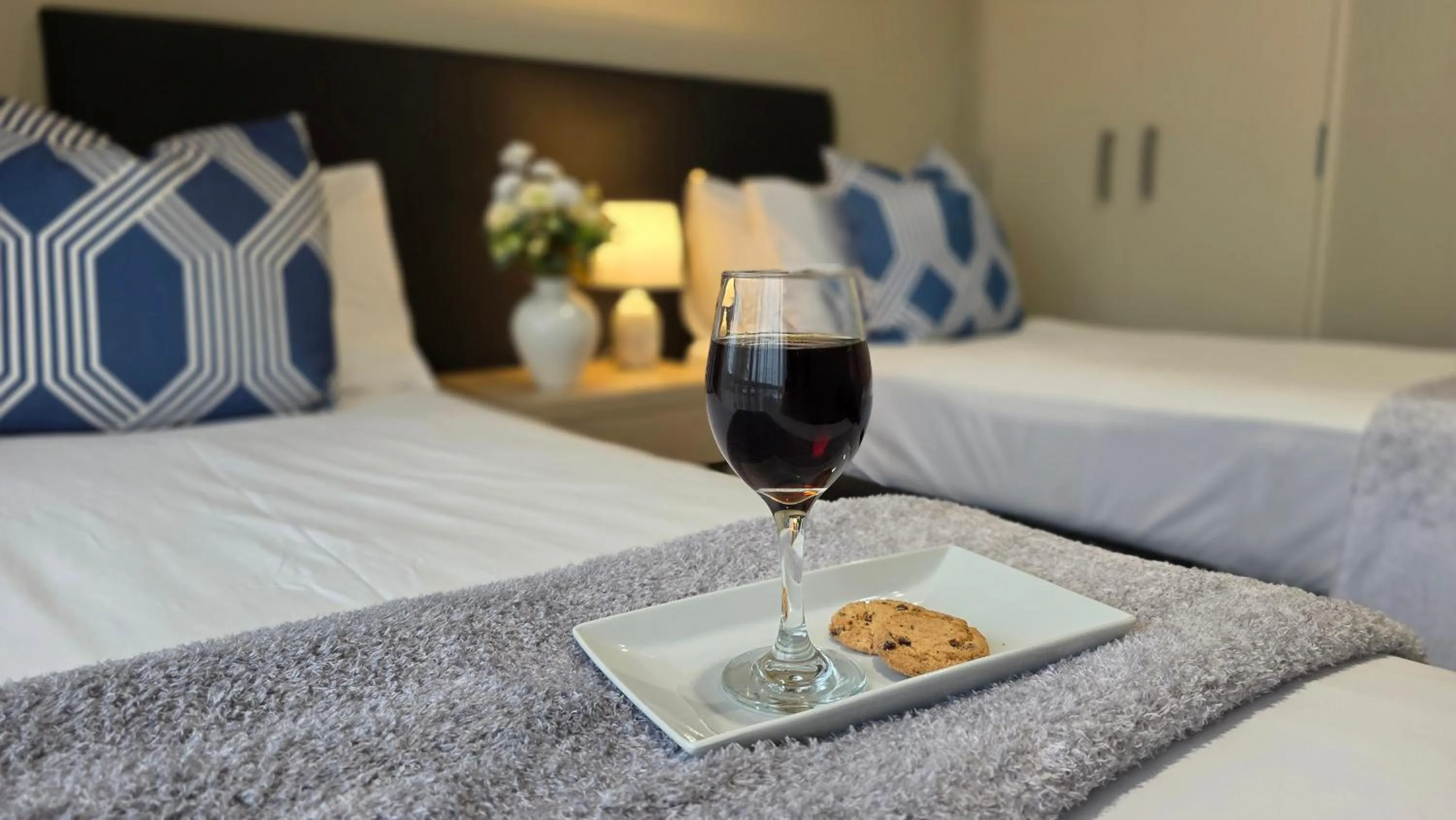 Bed in TOWER JUNCTION MOTOR LODGE - Airport and Christchurch railway station Shuttle Service