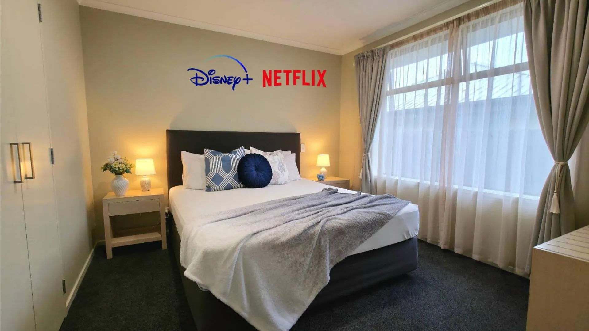 Bed in TOWER JUNCTION MOTOR LODGE - Airport and Christchurch railway station Shuttle Service