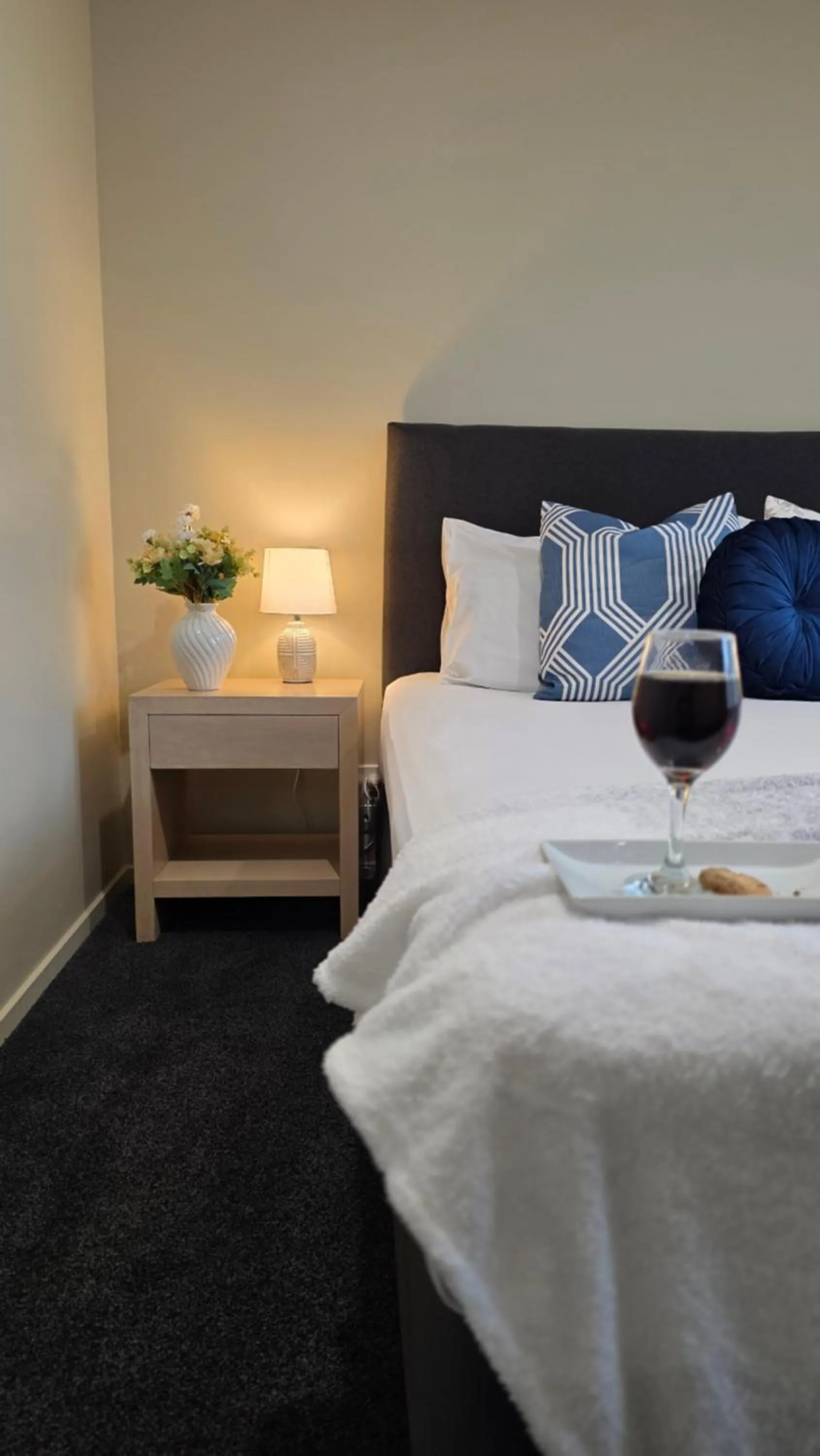 Bed in TOWER JUNCTION MOTOR LODGE - Airport and Christchurch railway station Shuttle Service