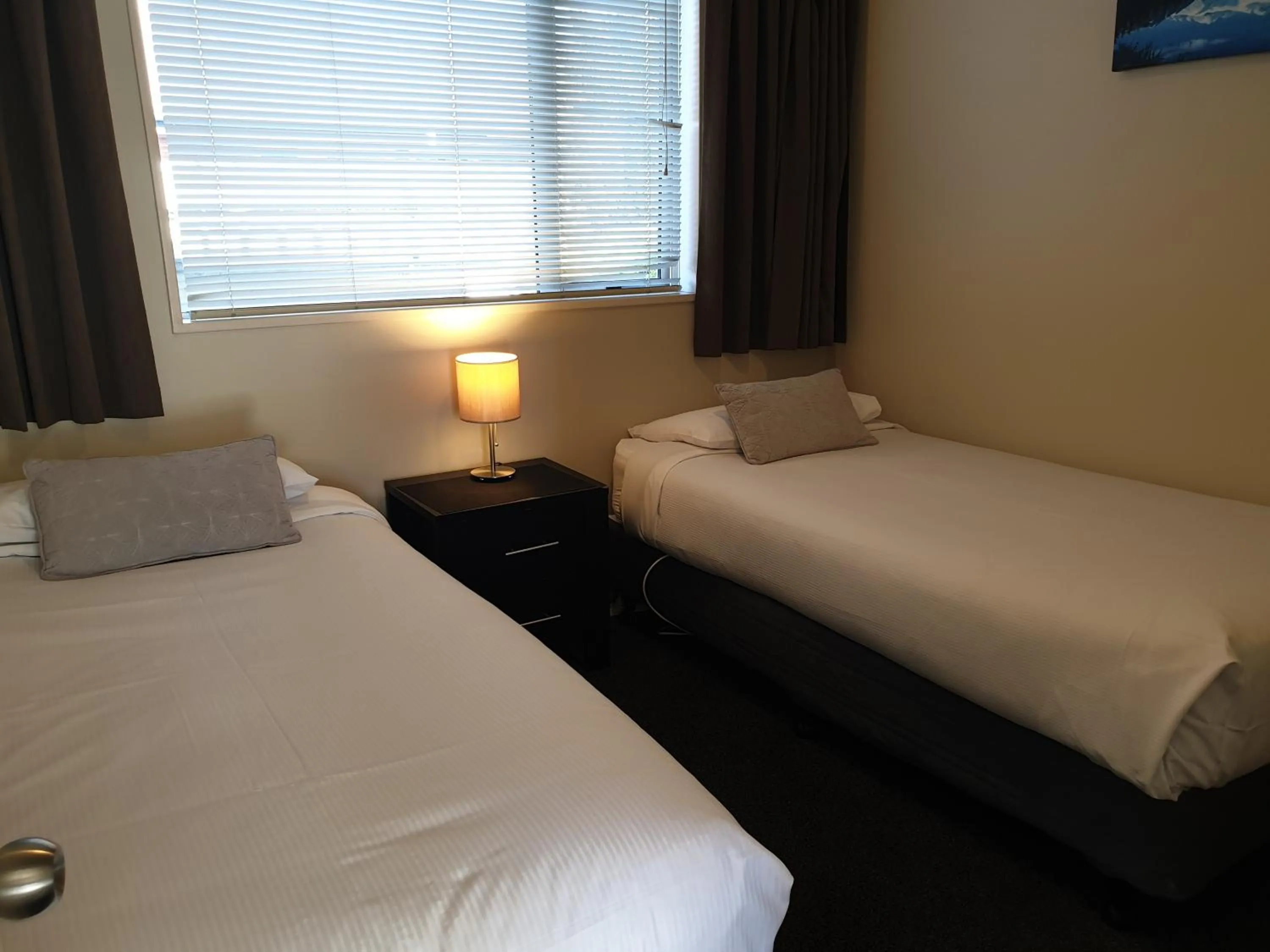 Bedroom, Bed in Northcote Motor Lodge