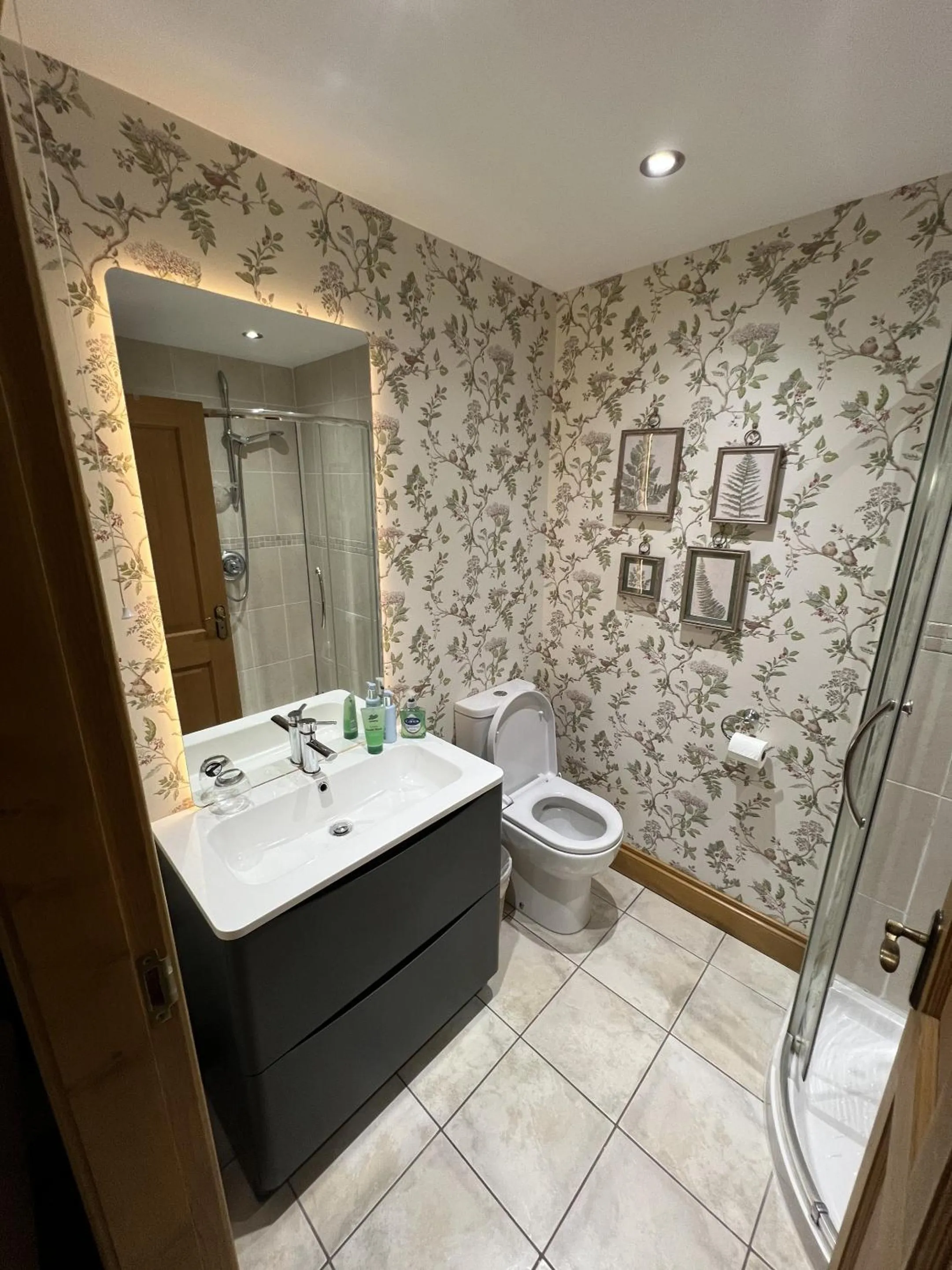 Bathroom in Drum Manor