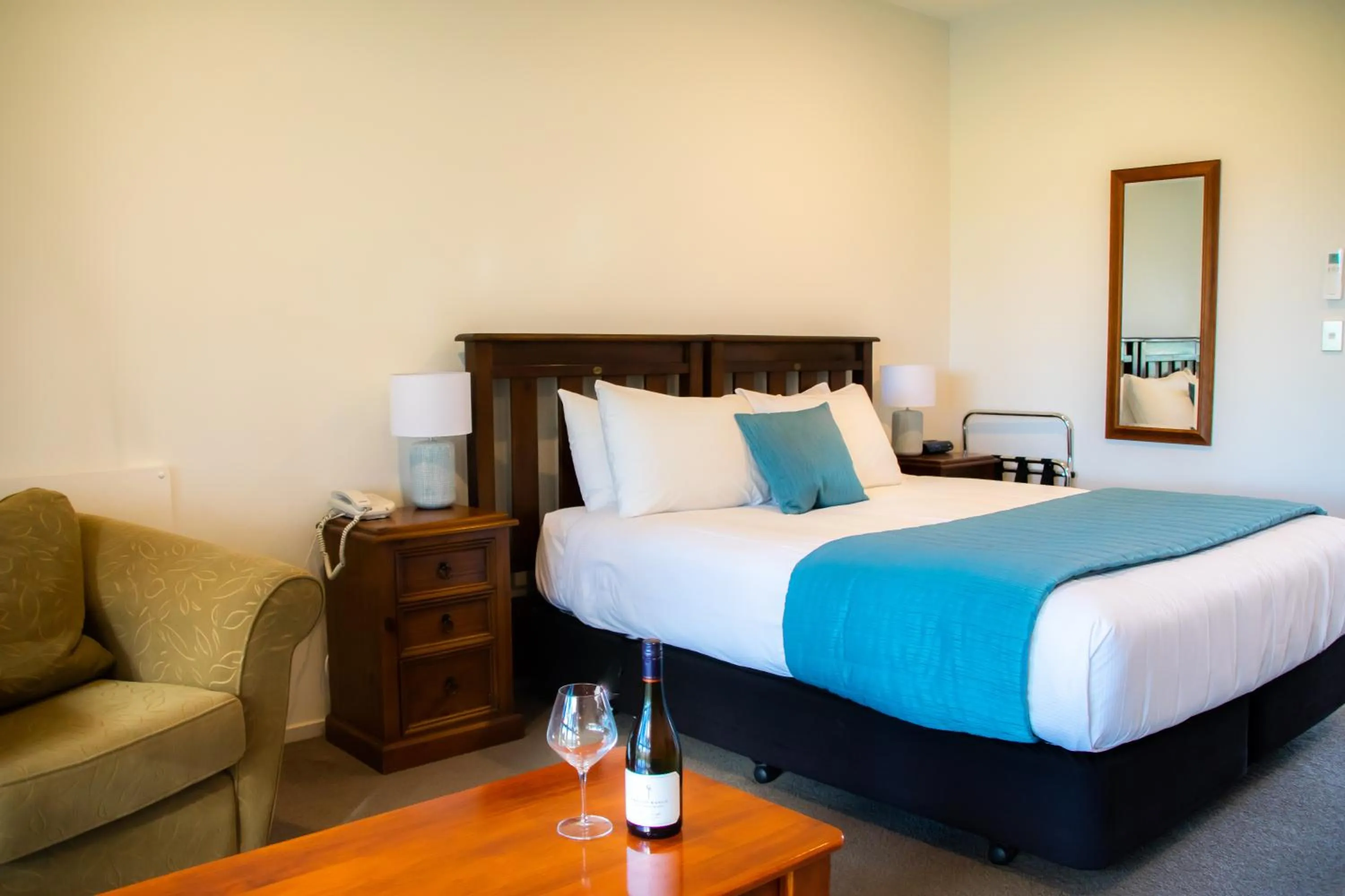 Bed in Carrick Lodge Motel