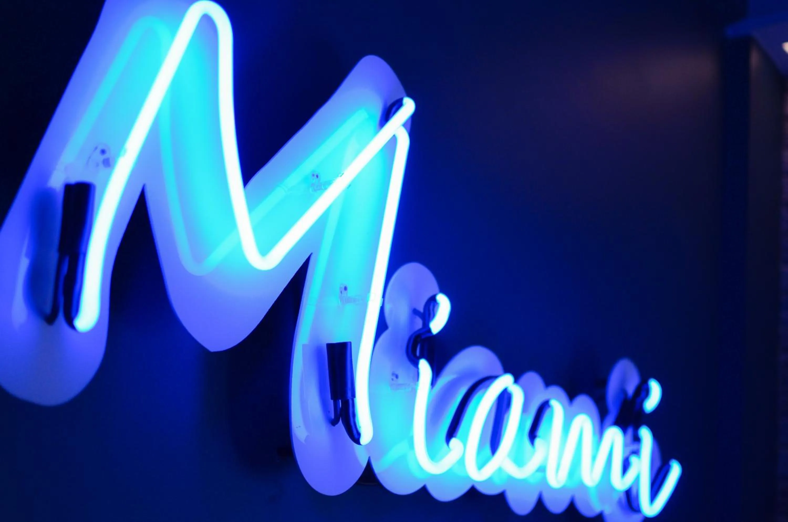 Text overlay in AGA Tenis Apartments by Radwańska