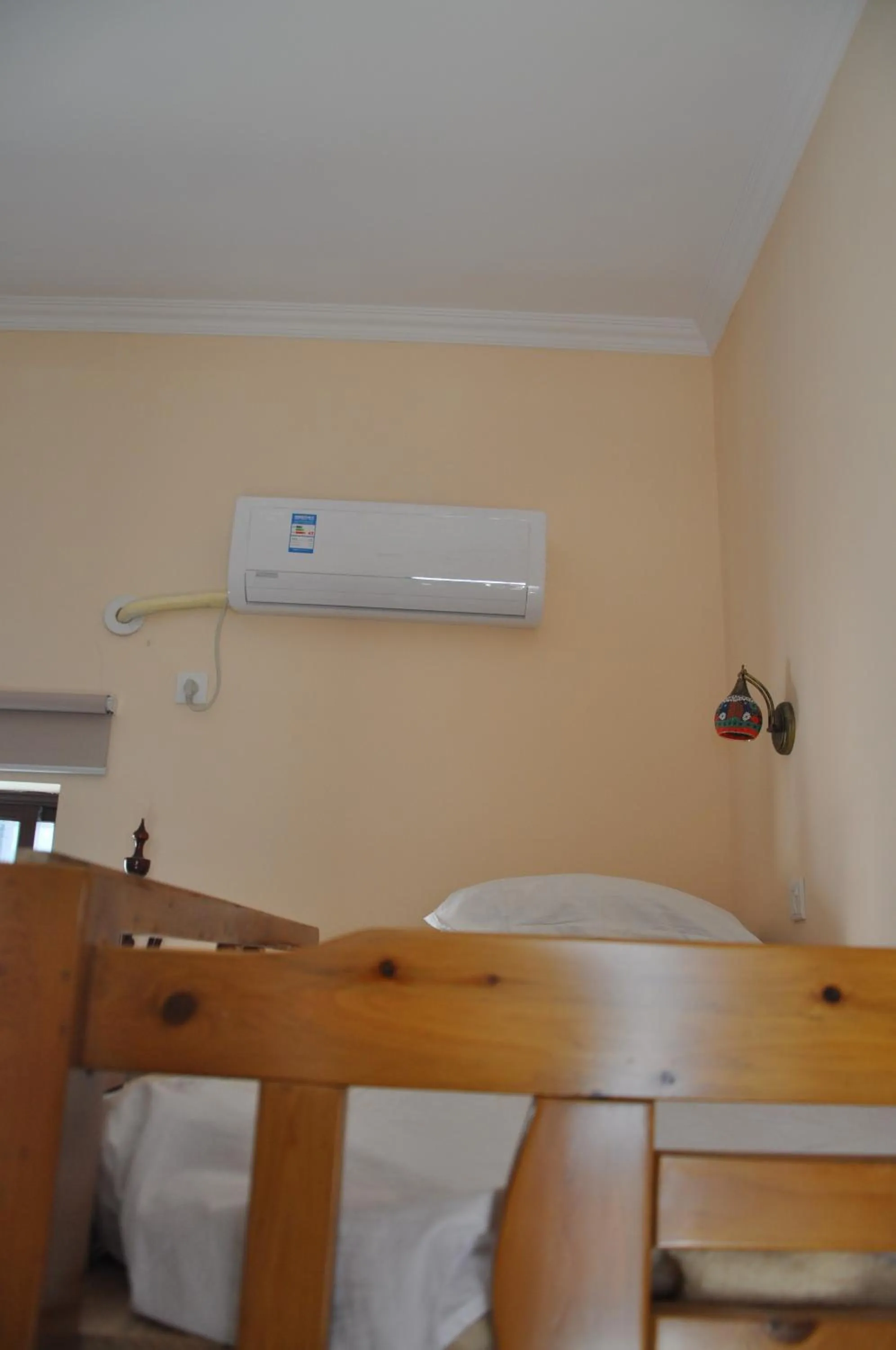 bunk bed, Bed in Holly's Hostel