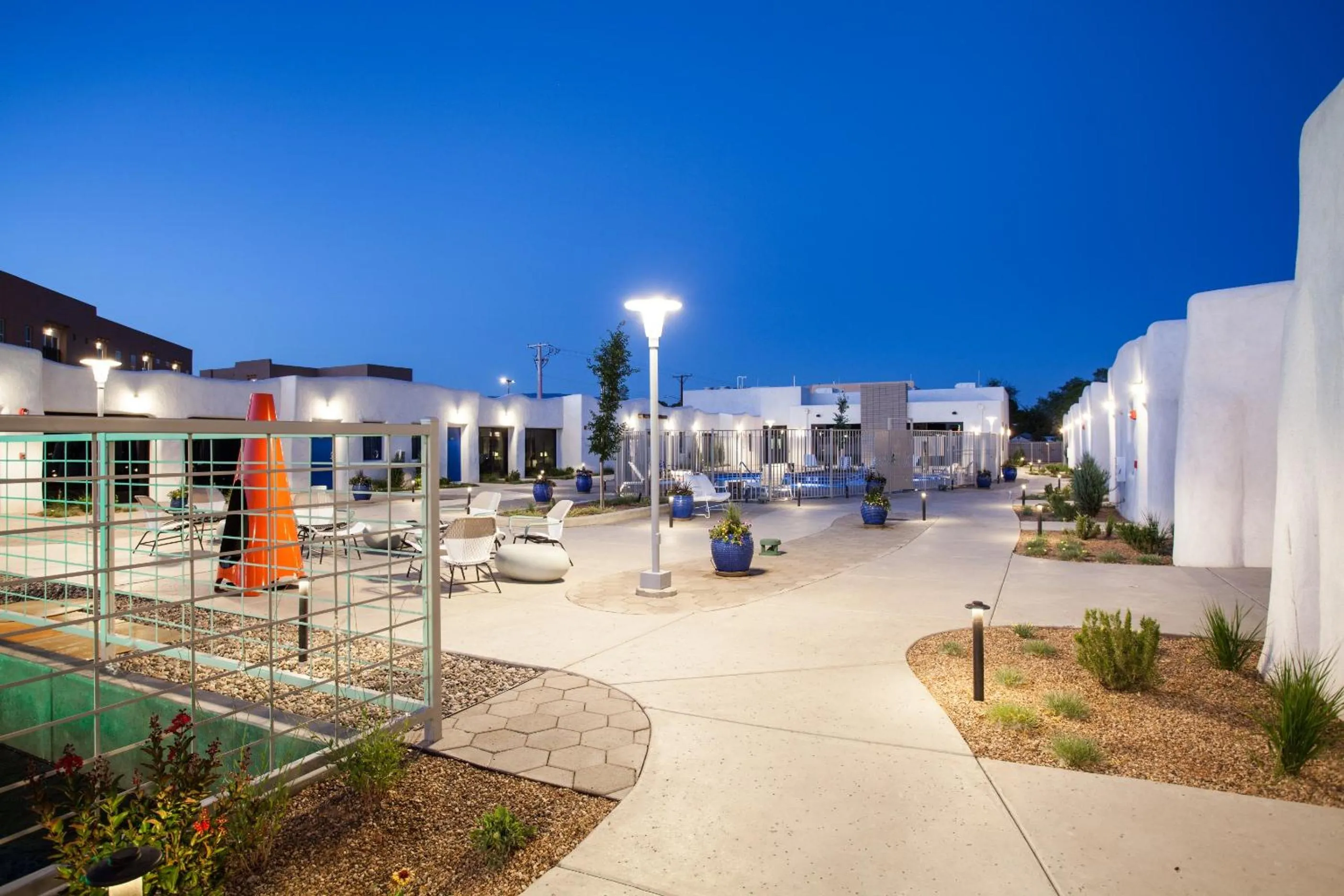 Property building in El Vado Motel