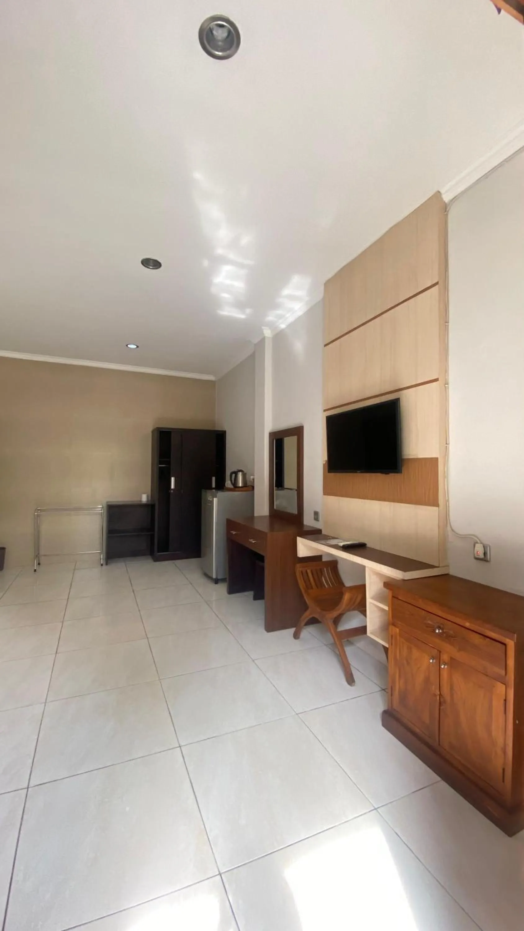 TV and multimedia in Surya Inn