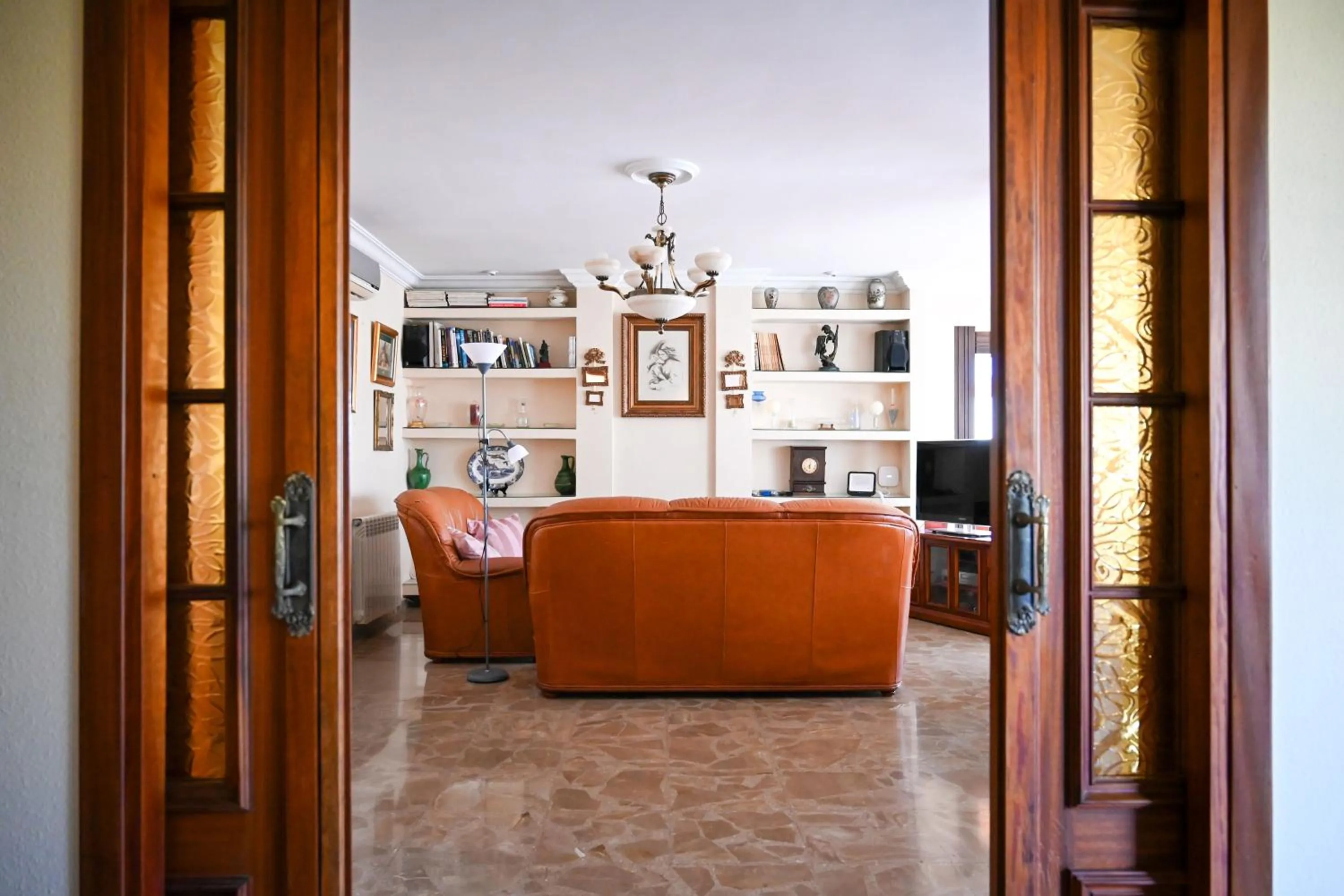 Living room in Villa Peralta, heated and private pool ,near beach and golf !