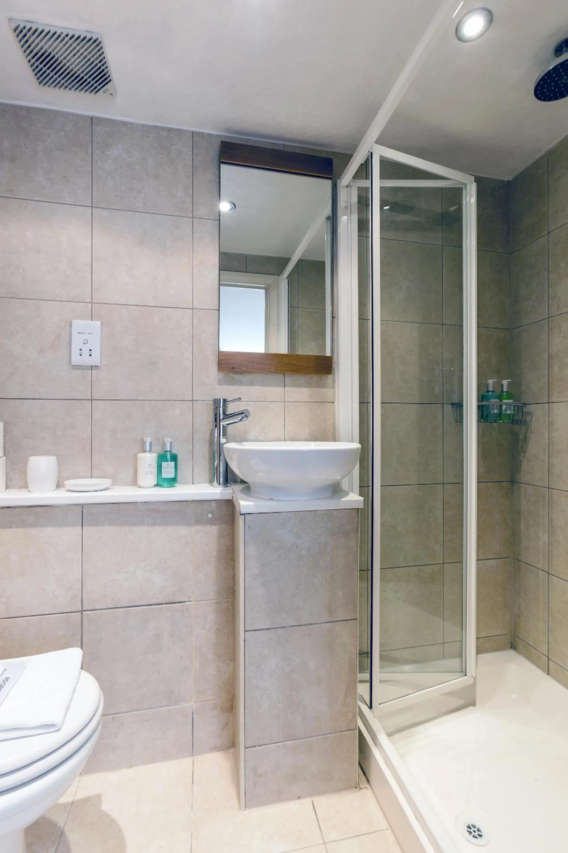 Bathroom in Brightonwave