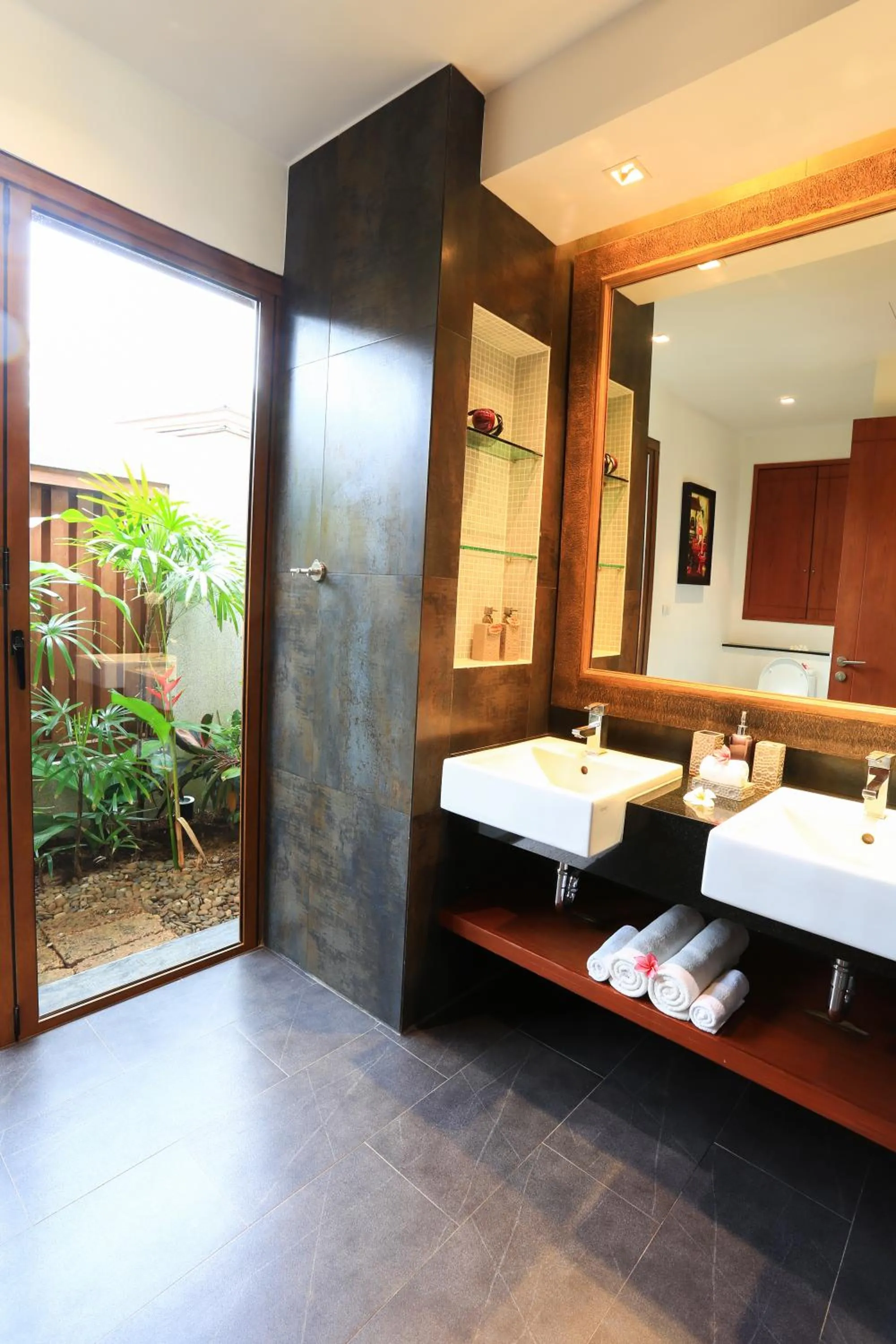 Bathroom, Bed in Laguna Villas Boutique Hotel