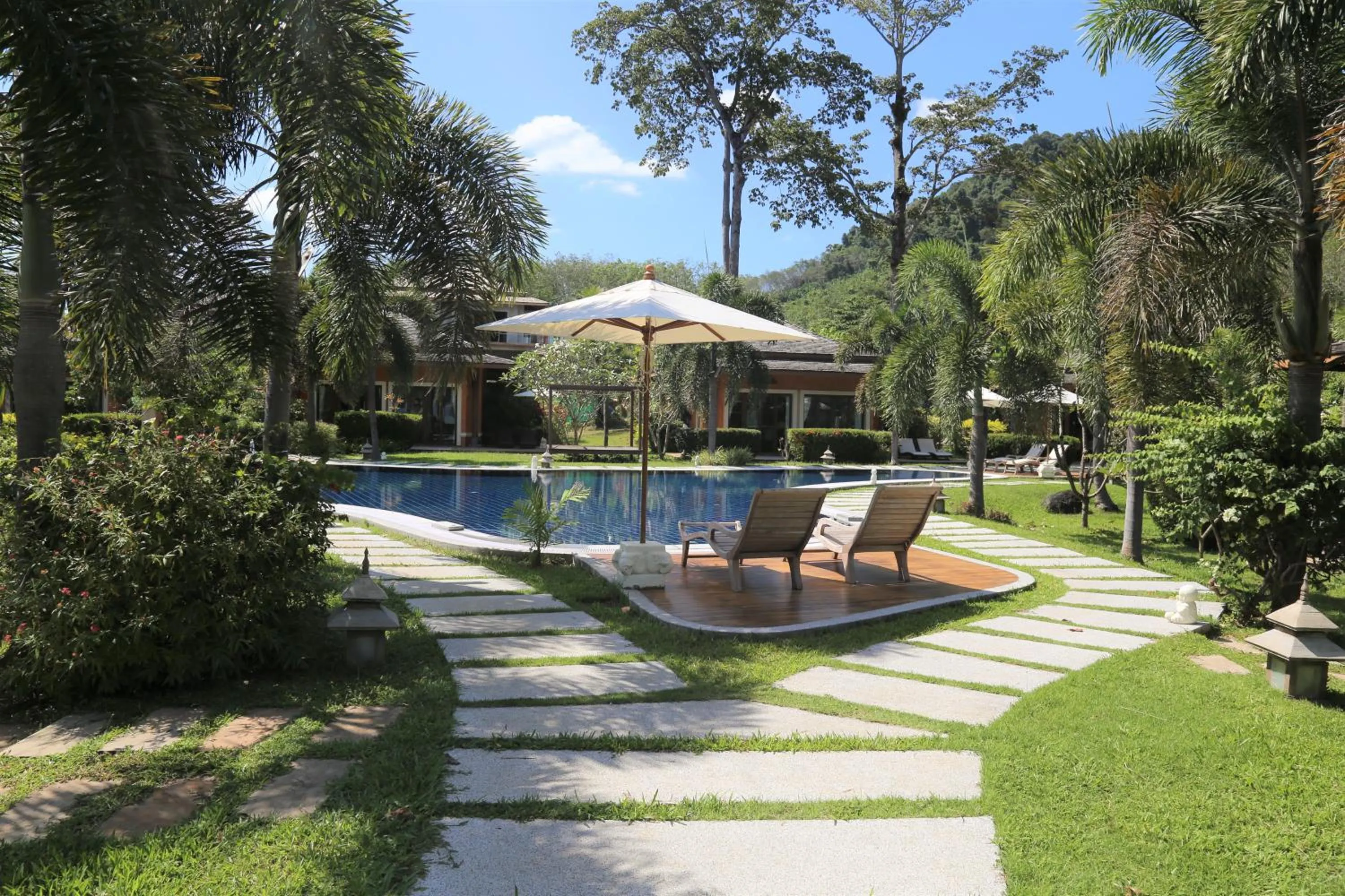 Swimming pool in Laguna Villas Boutique Hotel