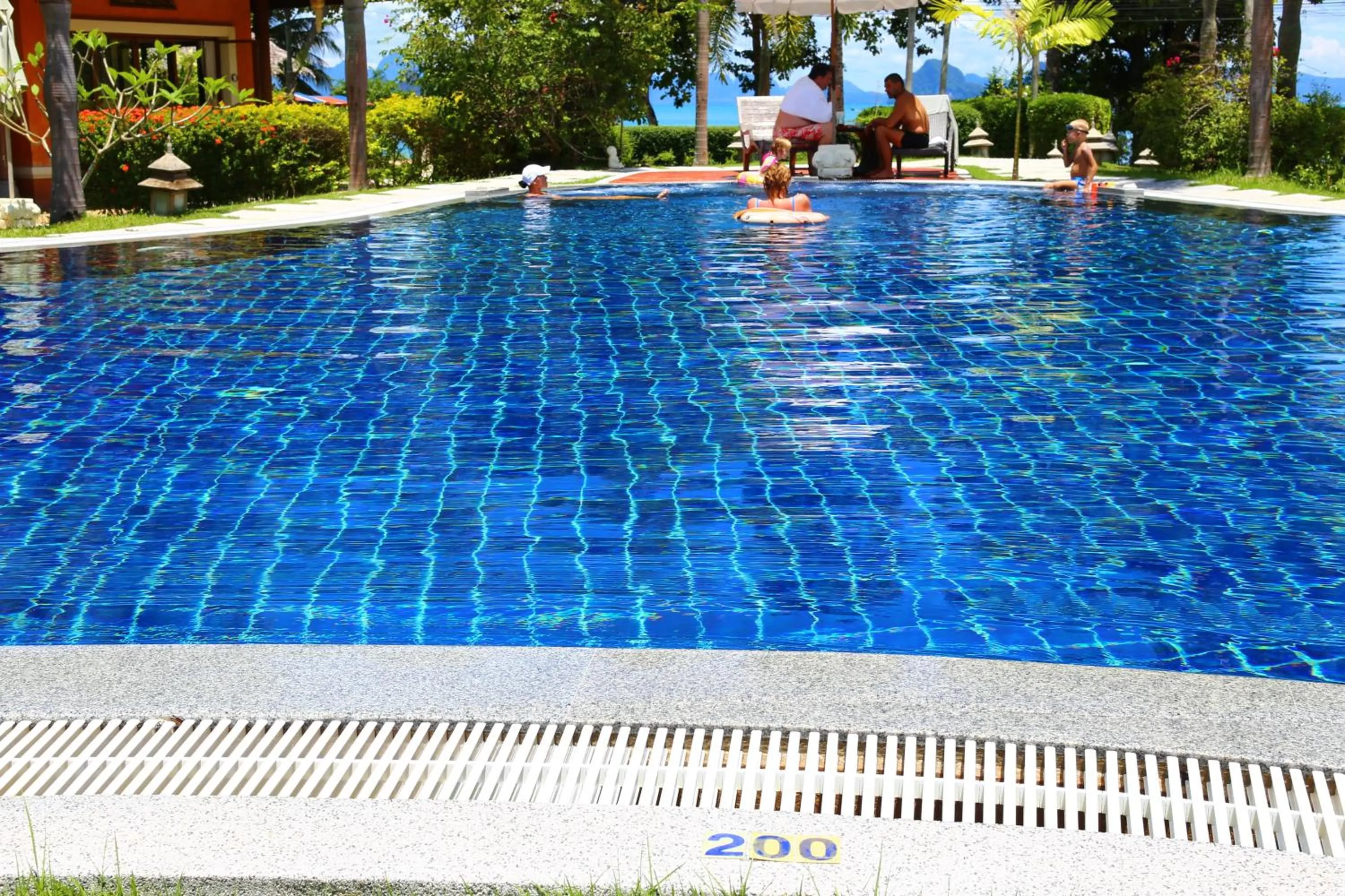 Swimming pool in Laguna Villas Boutique Hotel