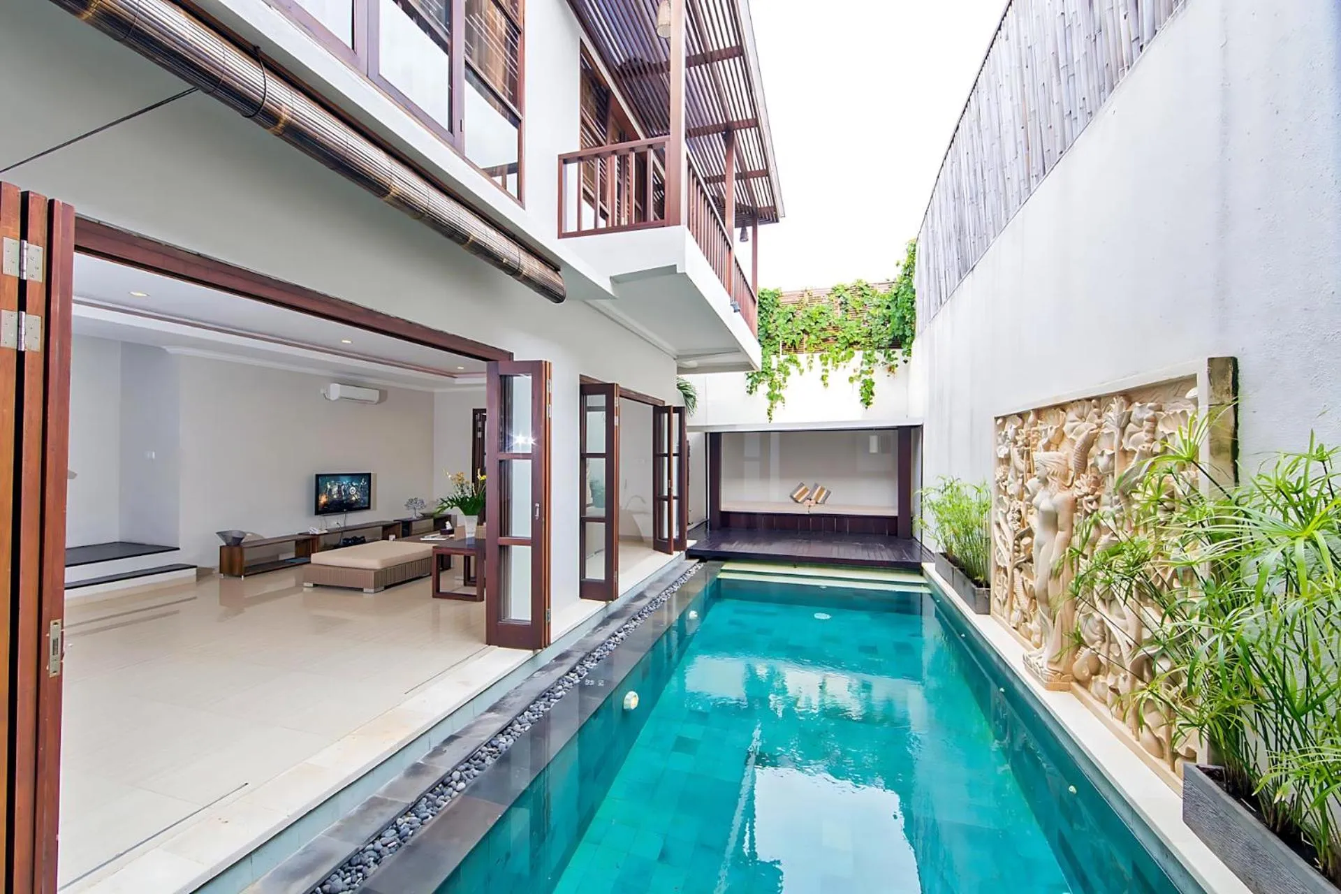 Swimming pool in White Lotus Villas Seminyak