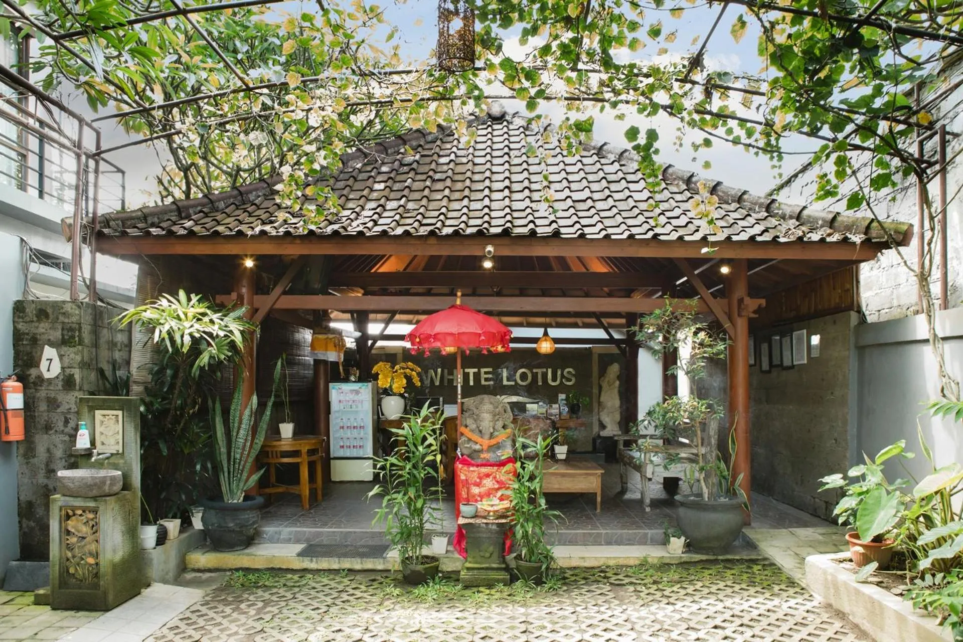 Lobby or reception in White Lotus Villas Seminyak