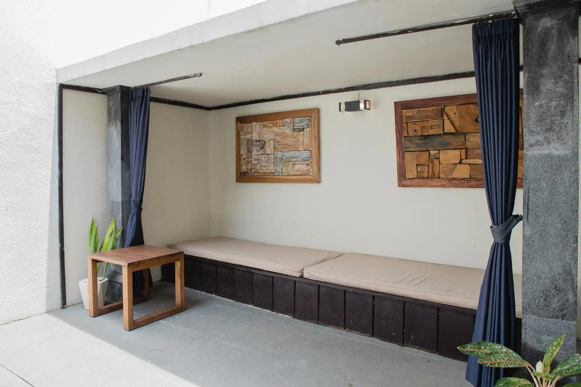 Balcony/Terrace, Bed in White Lotus Villas Seminyak