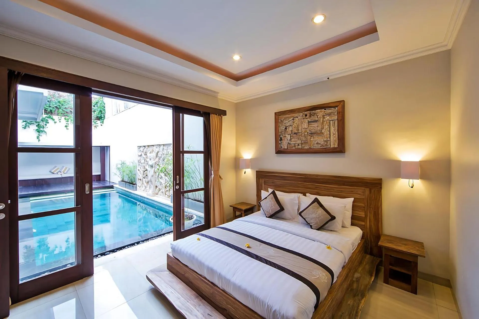 Bedroom, Bed in White Lotus Villas Seminyak