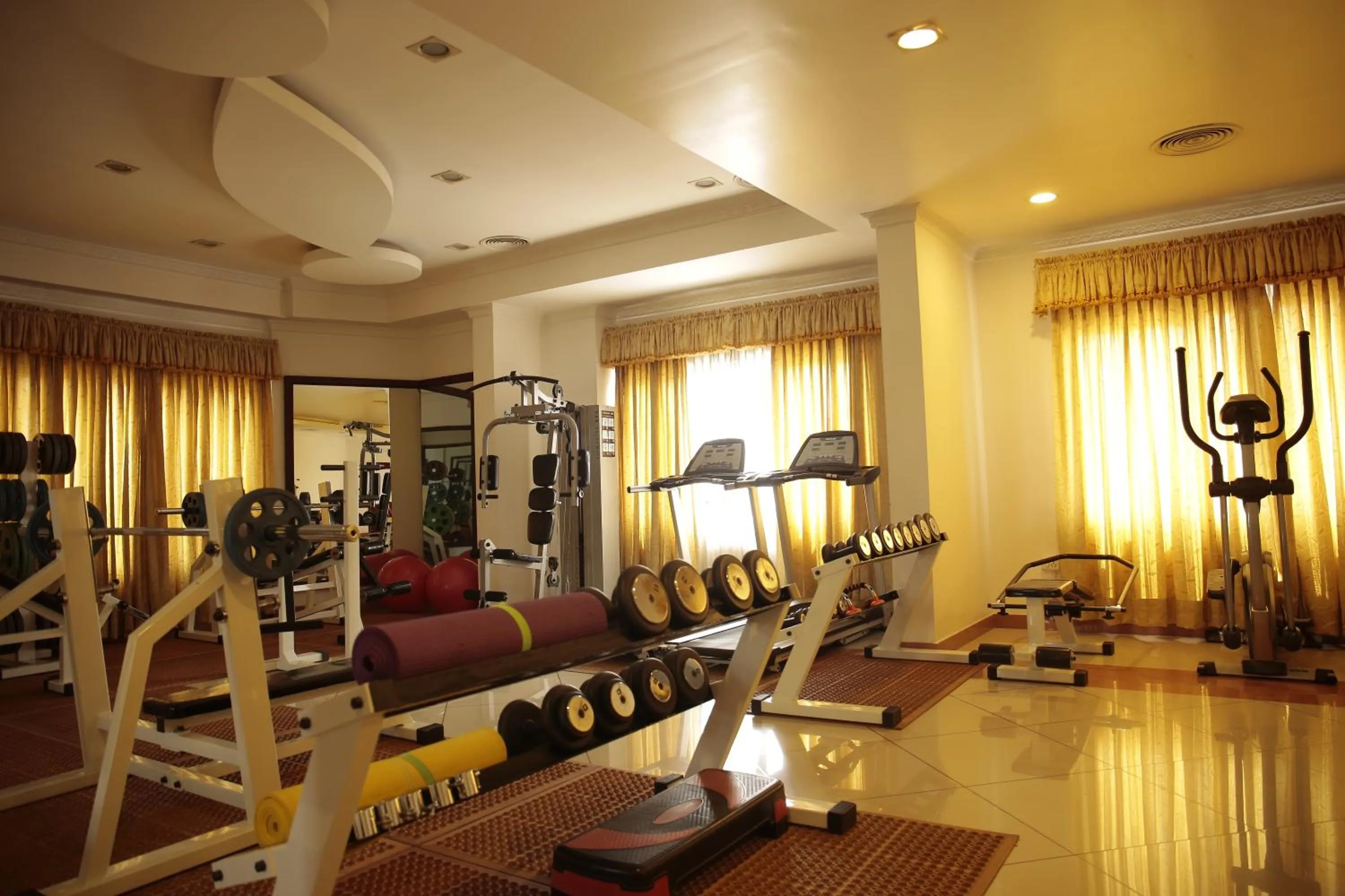 Fitness centre/facilities in Joys Palace Hotel