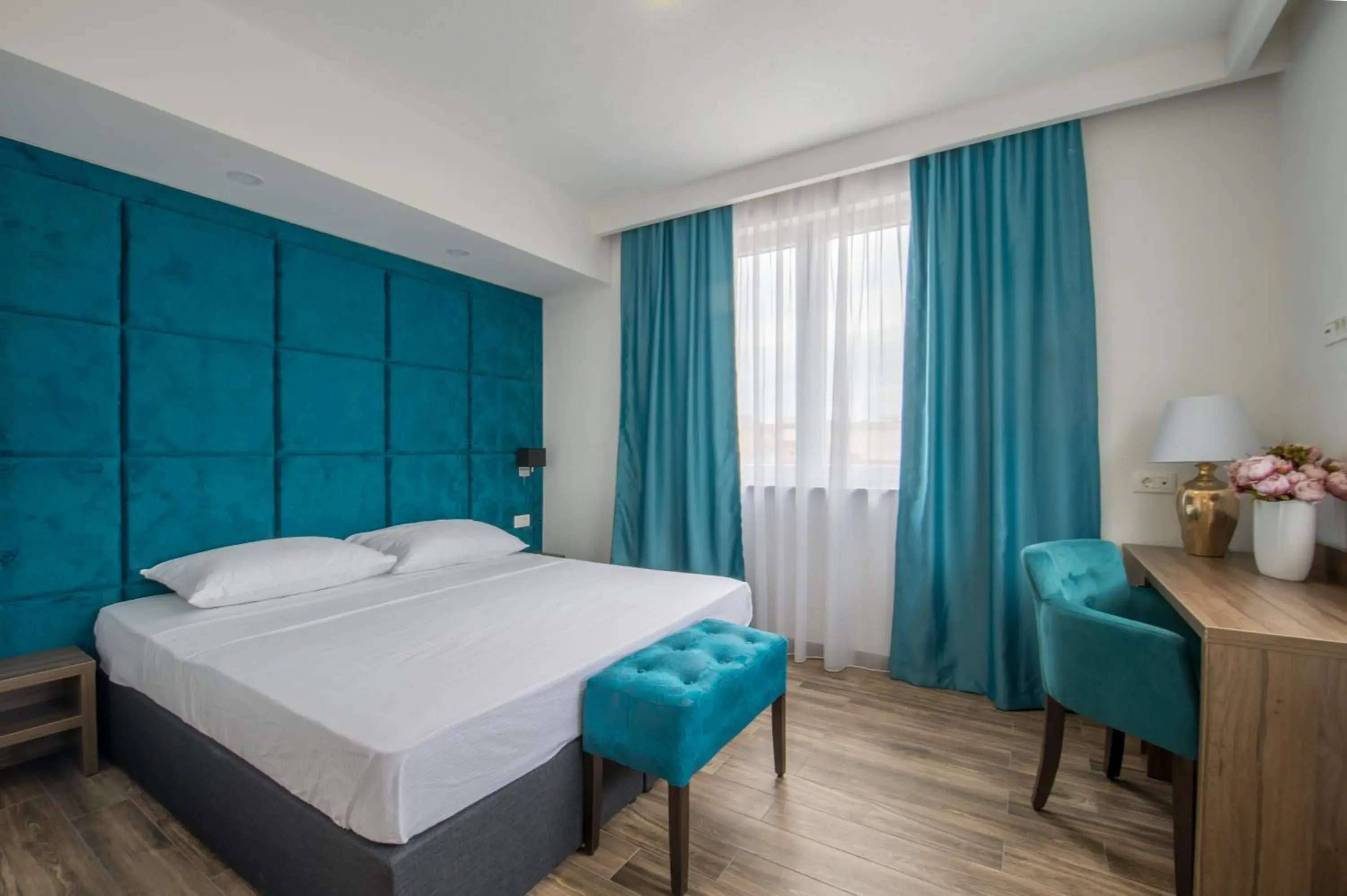 Hotel Tau Hotel Tau