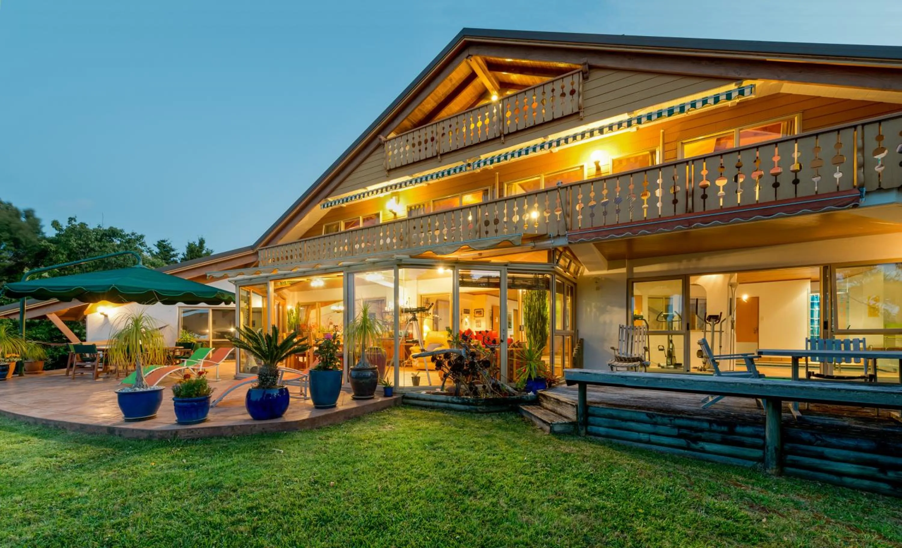 Property building in Chalet Romantica