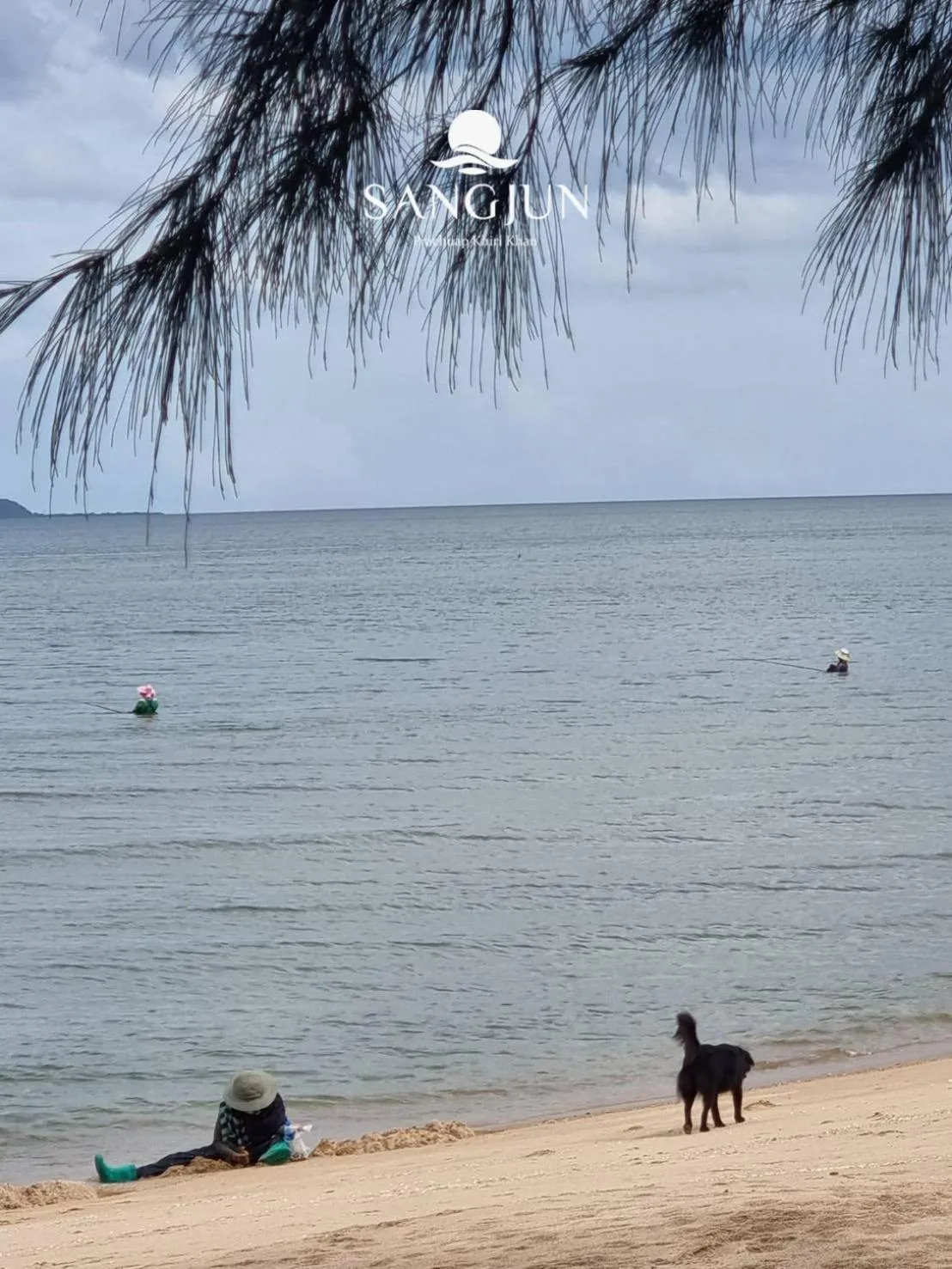 People in Sangjun On Beach Resort