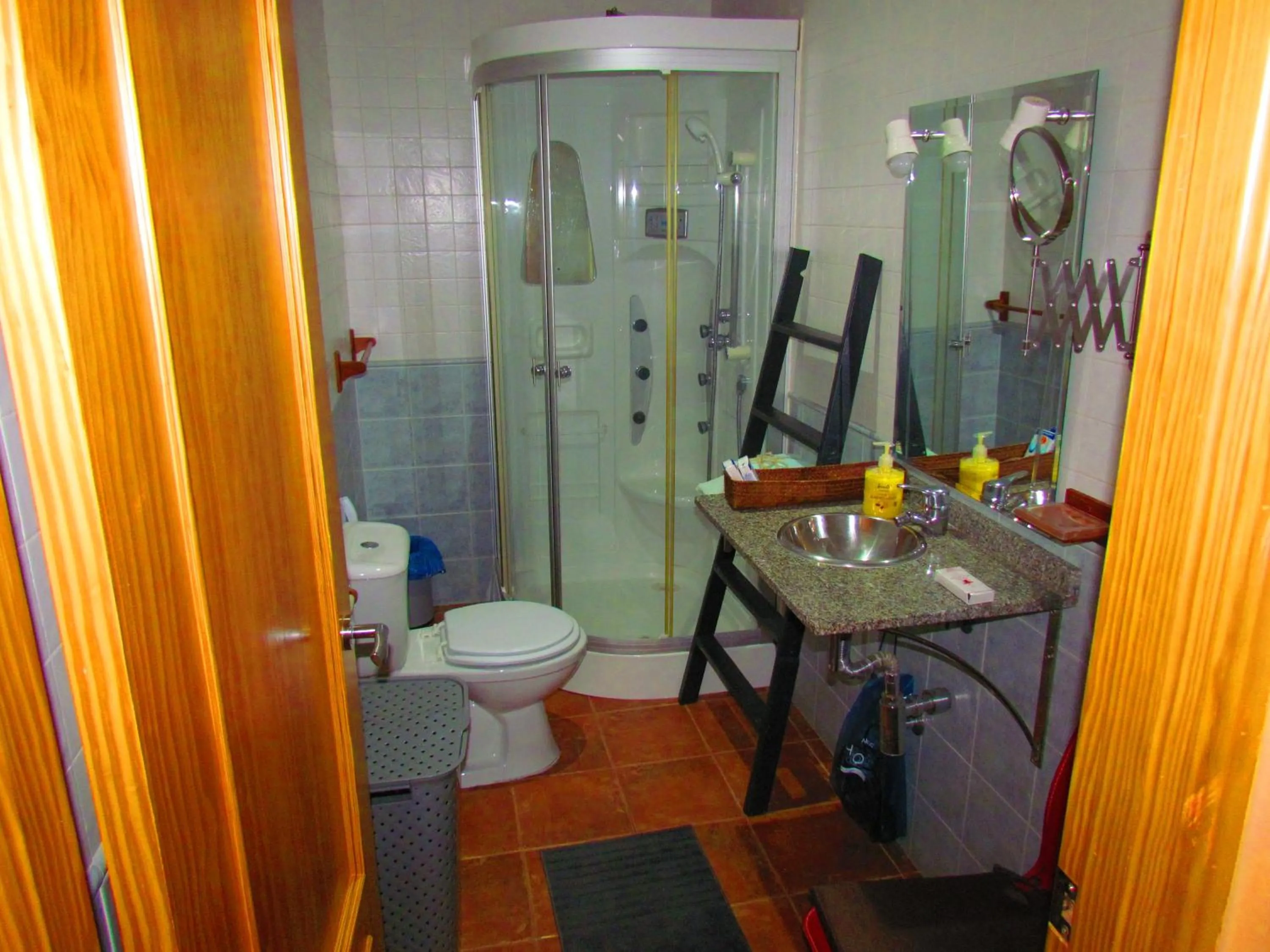 Bathroom in Apartamentos Casas Rurales "Paraje San Blas" TR-BA-00166
