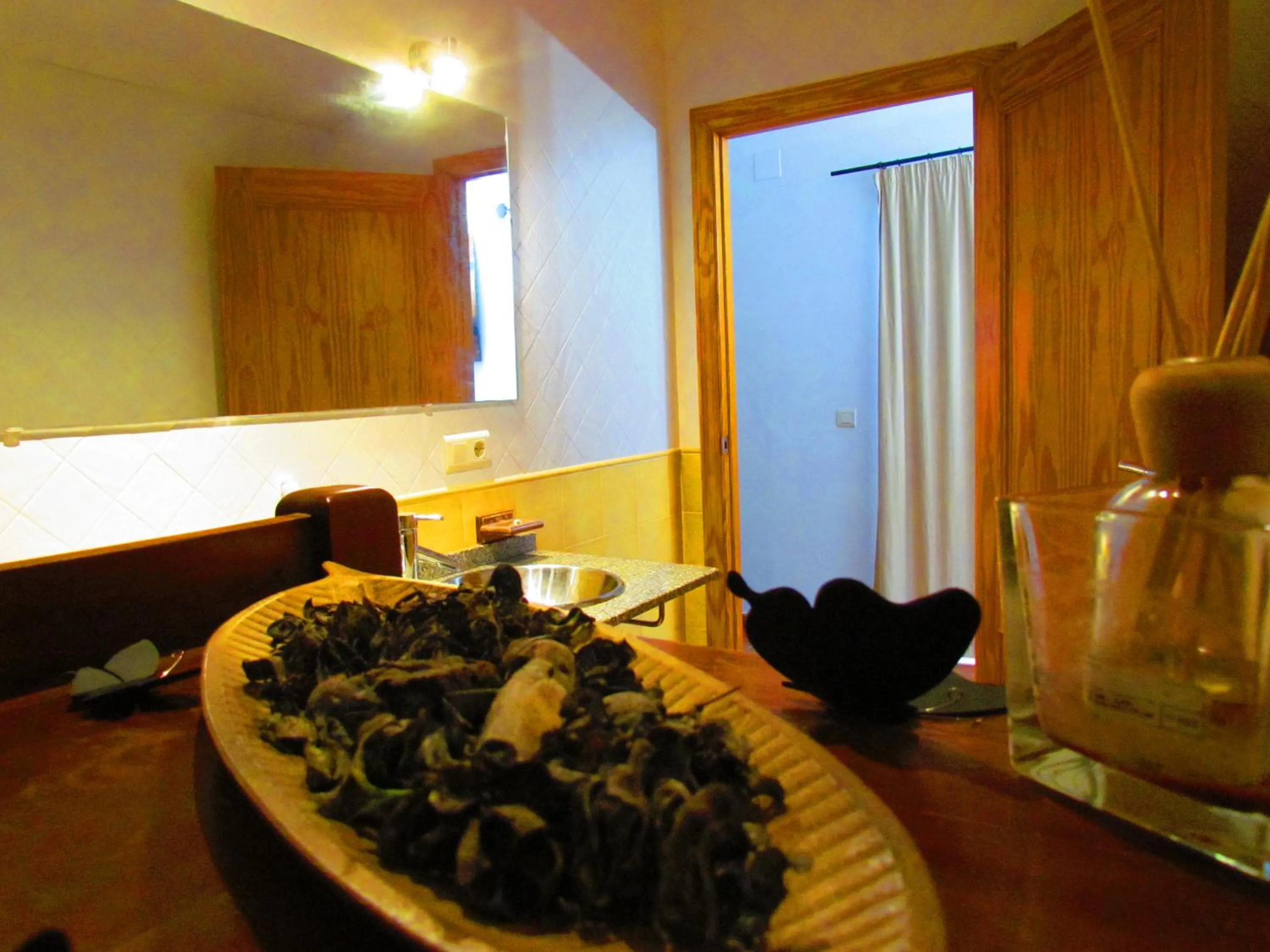 Decorative detail in Apartamentos Casas Rurales "Paraje San Blas" TR-BA-00166