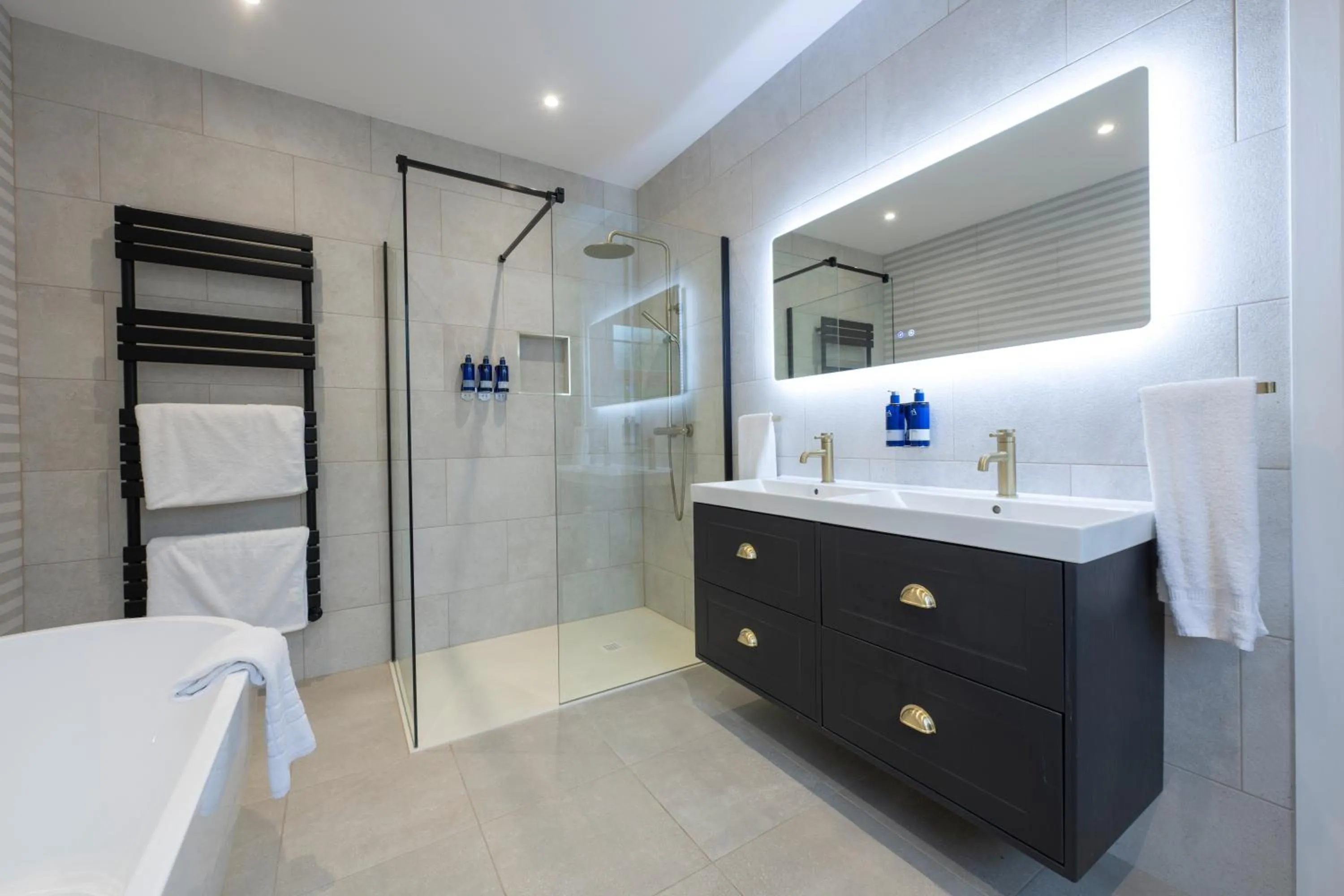 Bathroom in Toravaig House Hotel