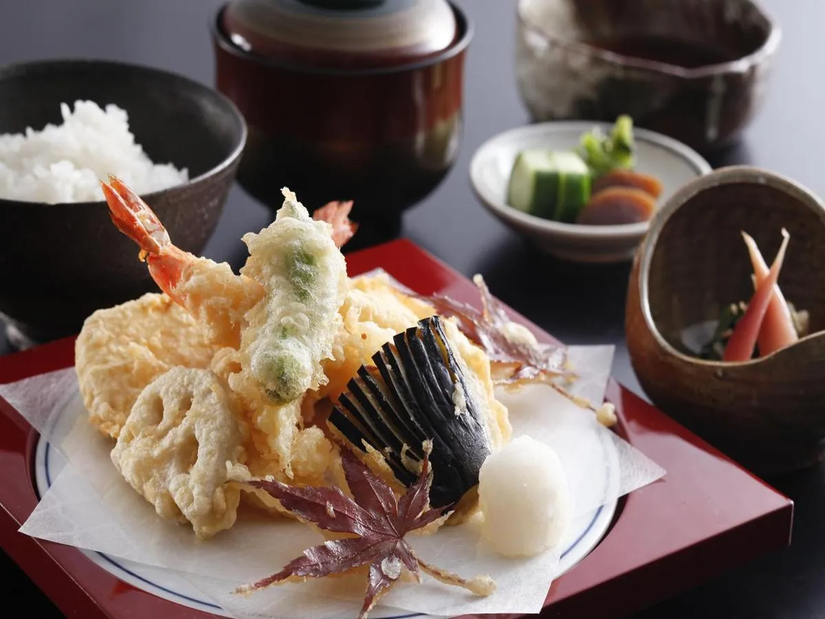 Restaurant/places to eat in Kakimotoya