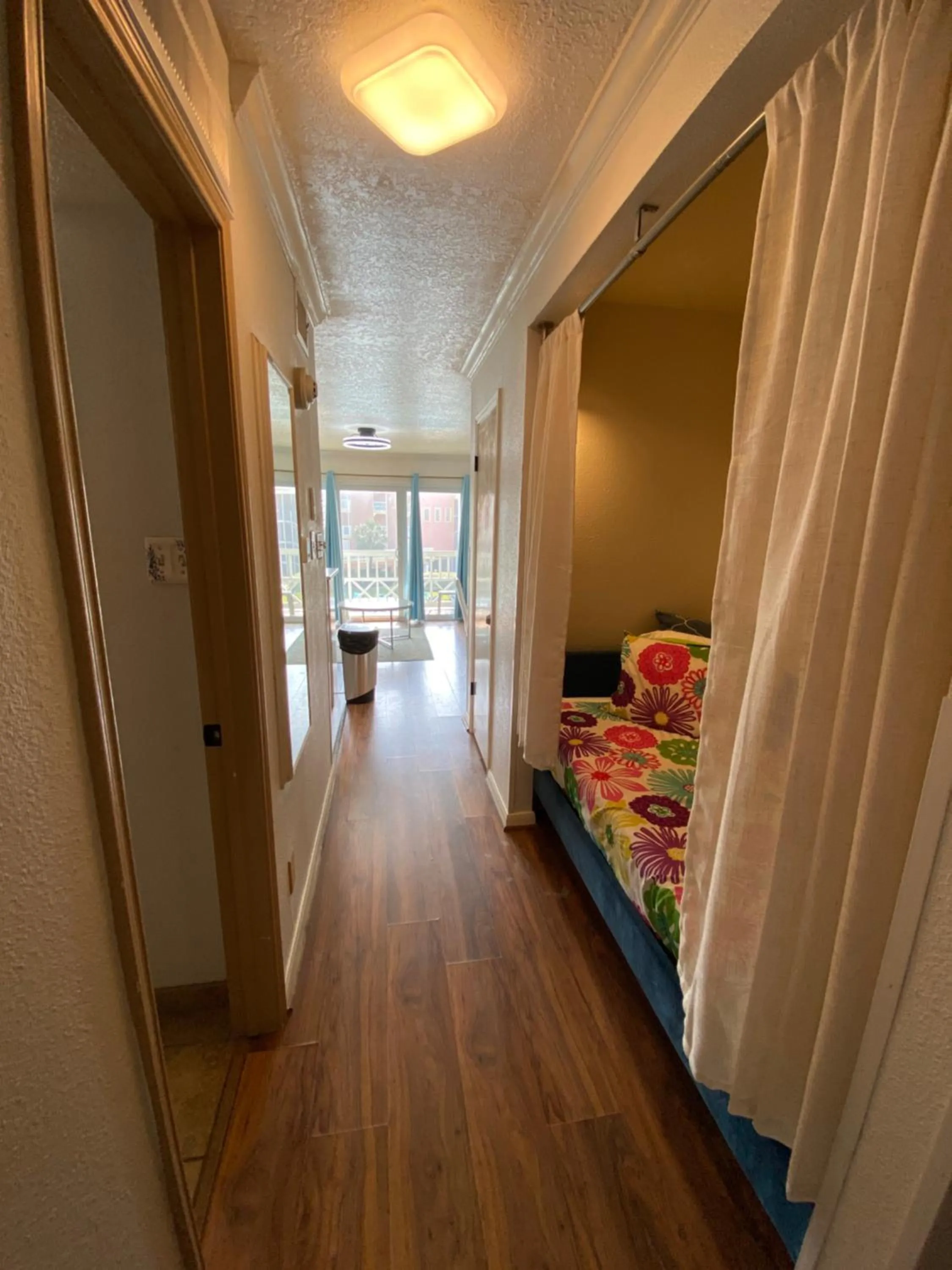 Floor plan, Bed in The Victorian Condo/Hotel