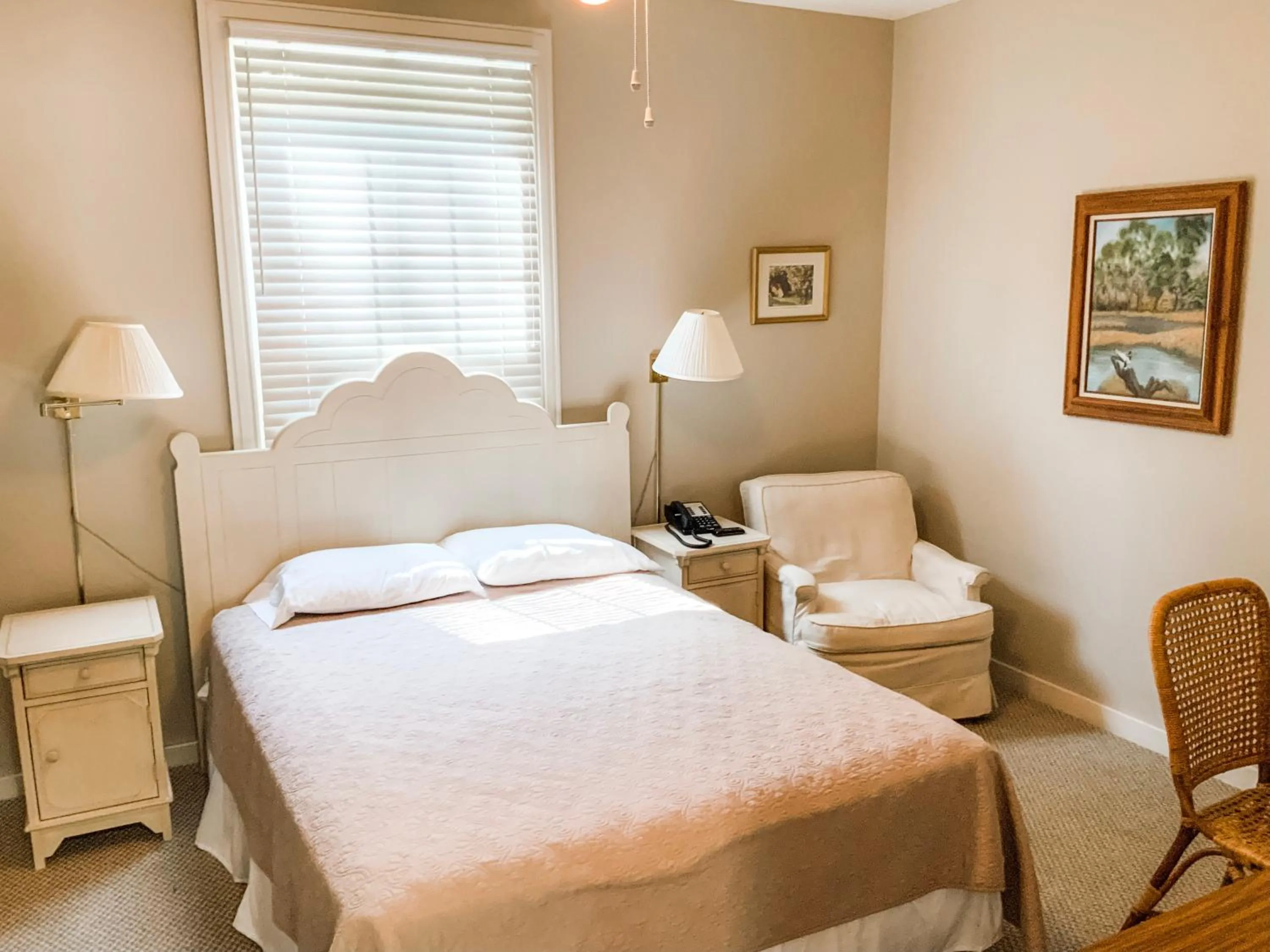 Bedroom, Bed in The Lodge at The Bluffs