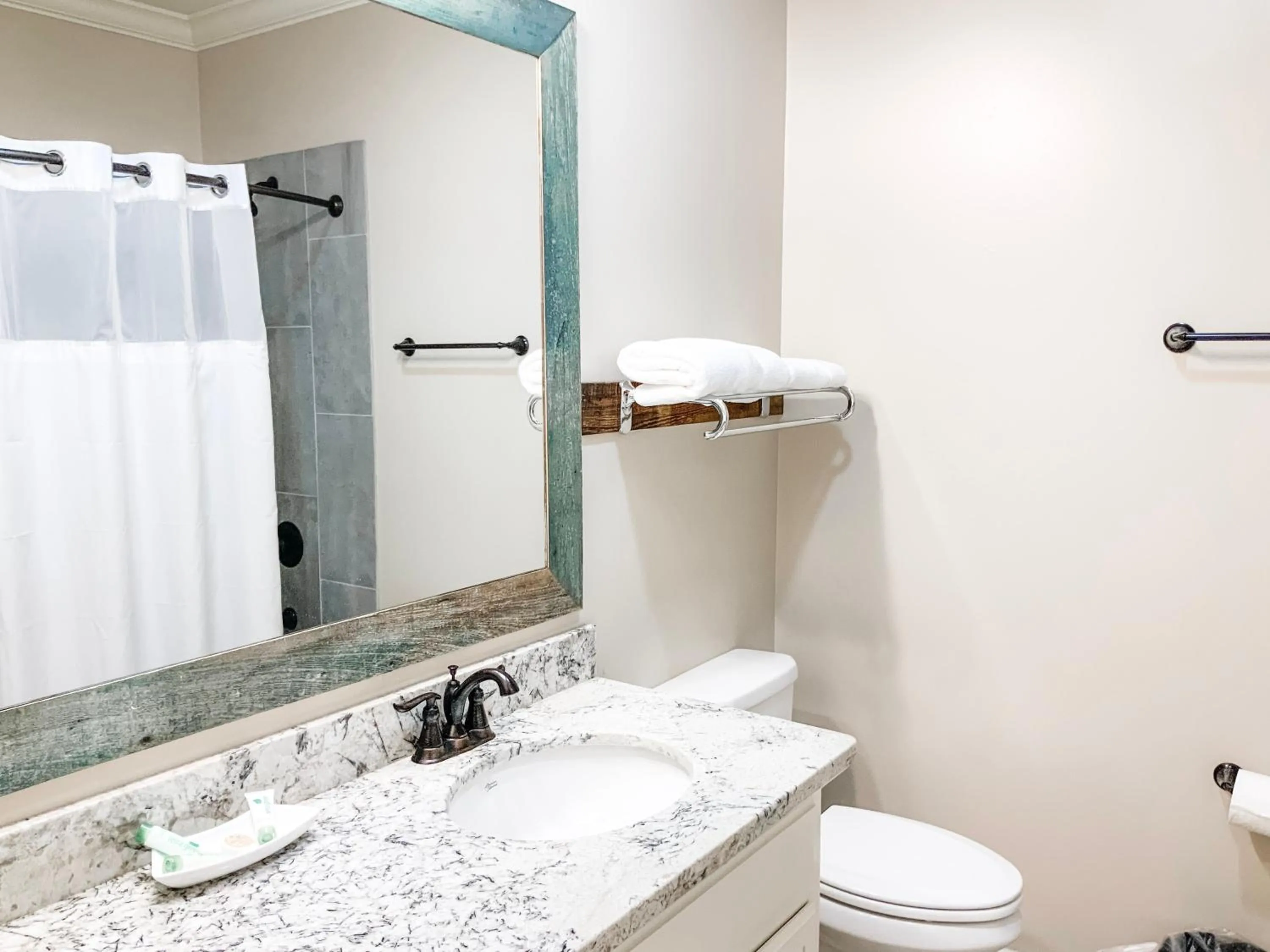 Bathroom in The Lodge at The Bluffs