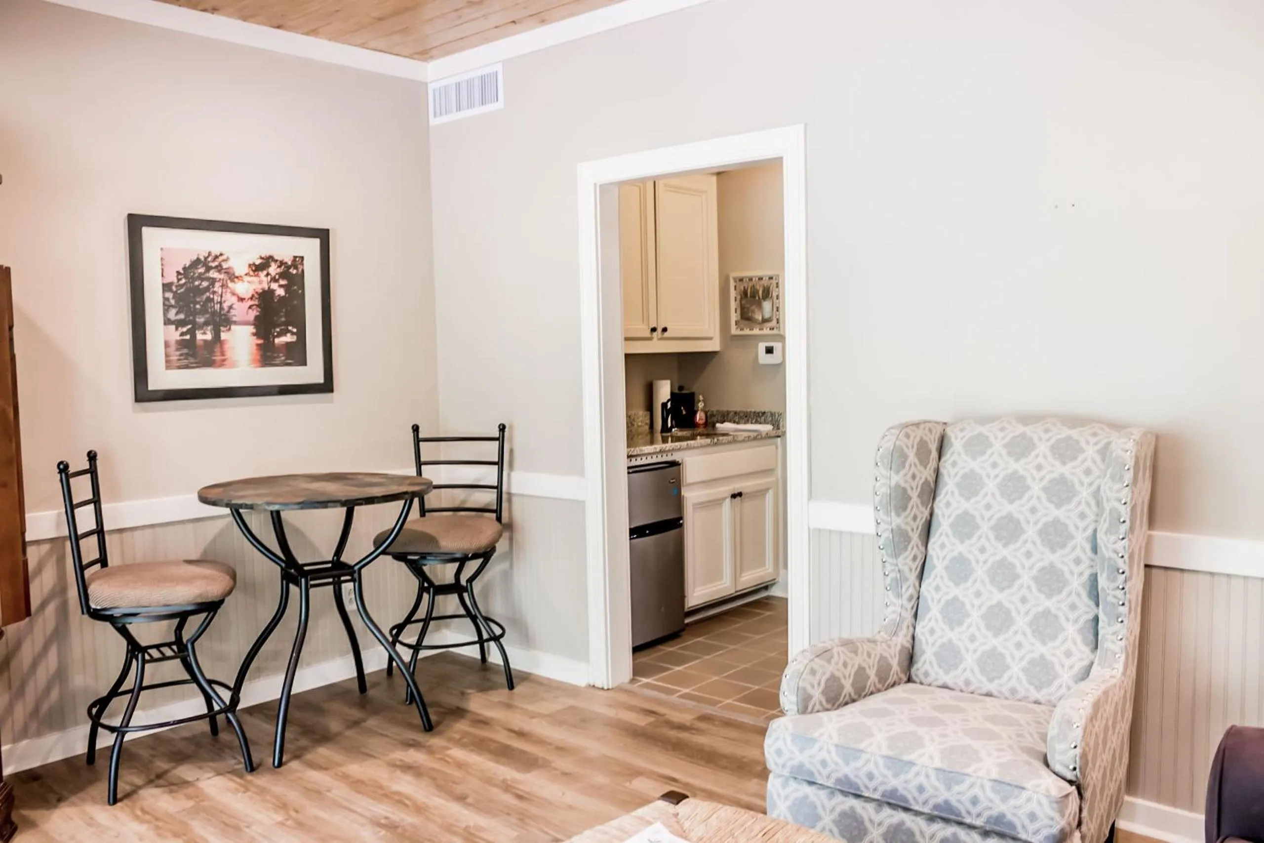 Seating area in The Lodge at The Bluffs