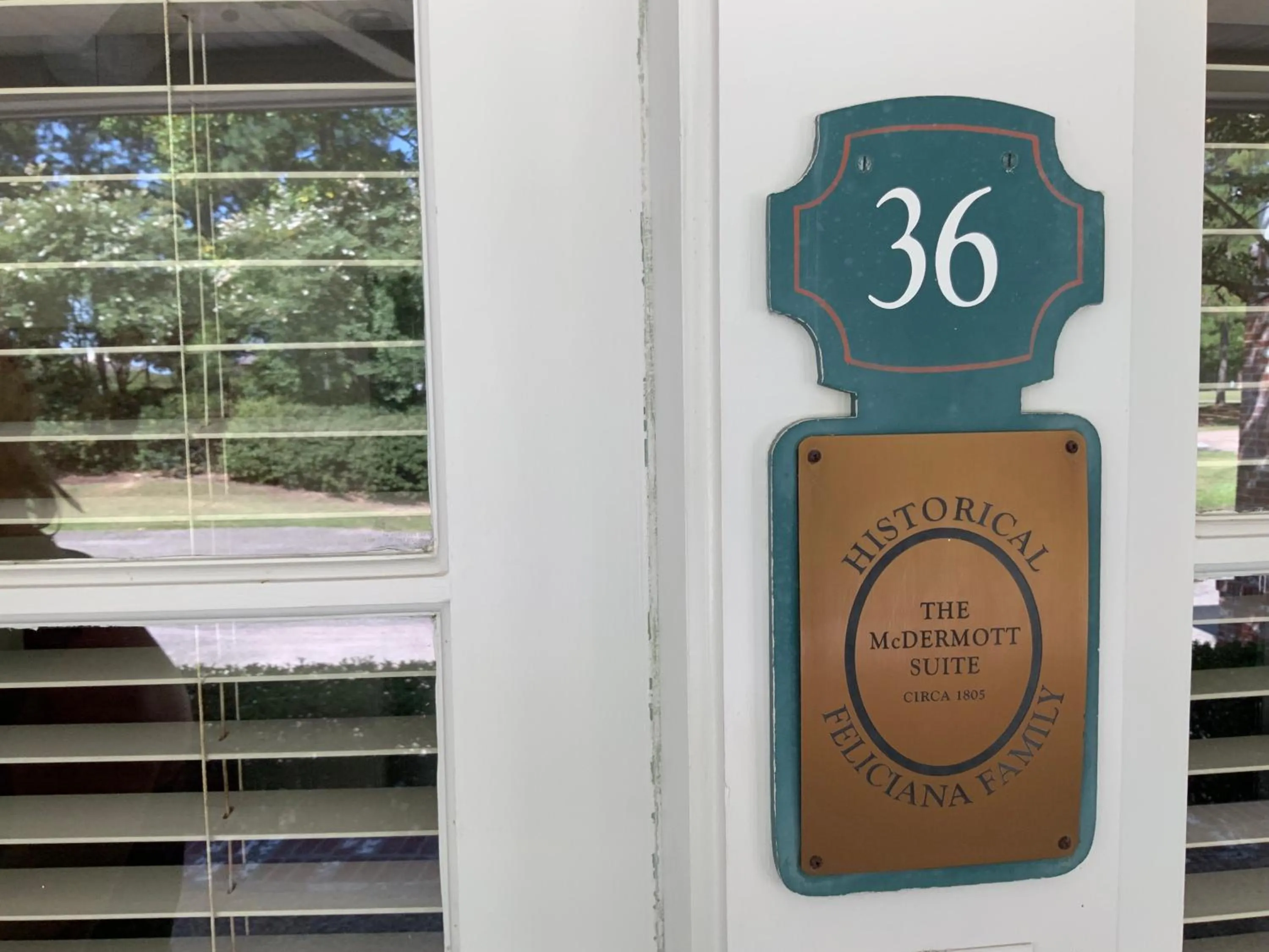 Text overlay in The Lodge at The Bluffs