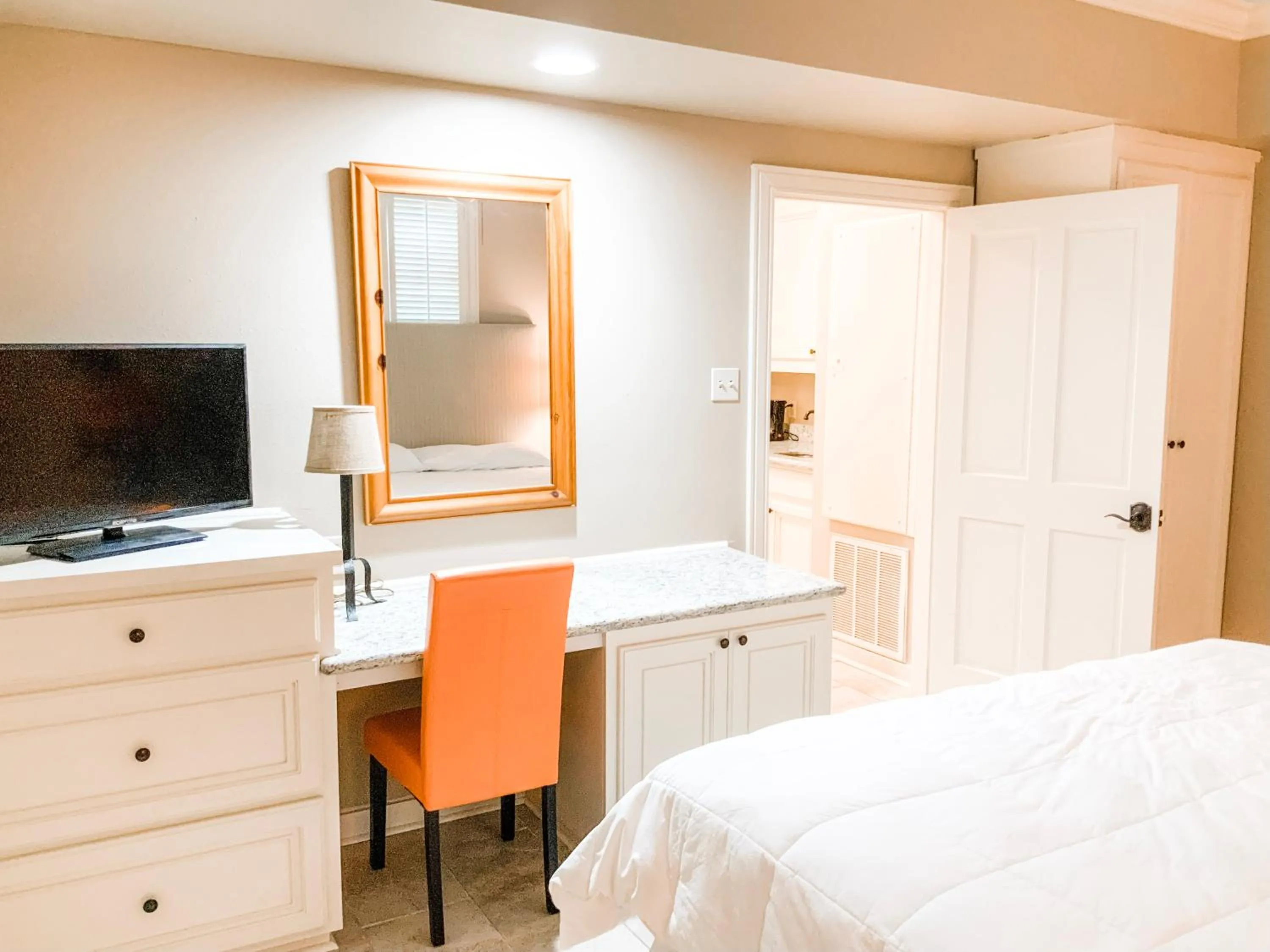 Bedroom, Bed in The Lodge at The Bluffs