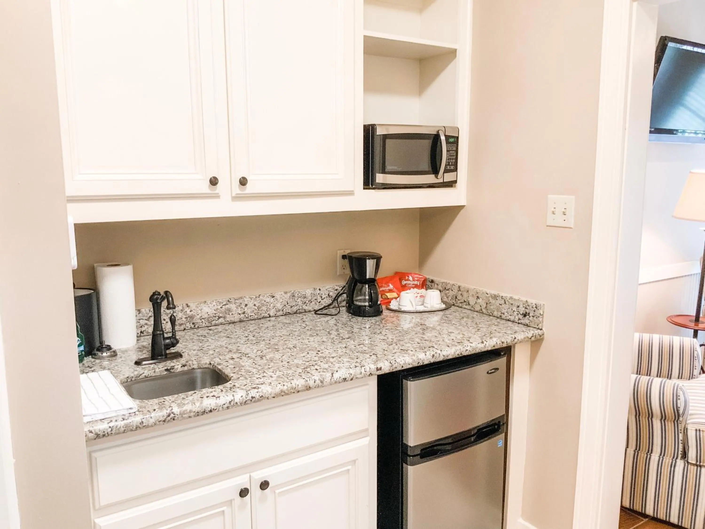 Kitchen or kitchenette in The Lodge at The Bluffs