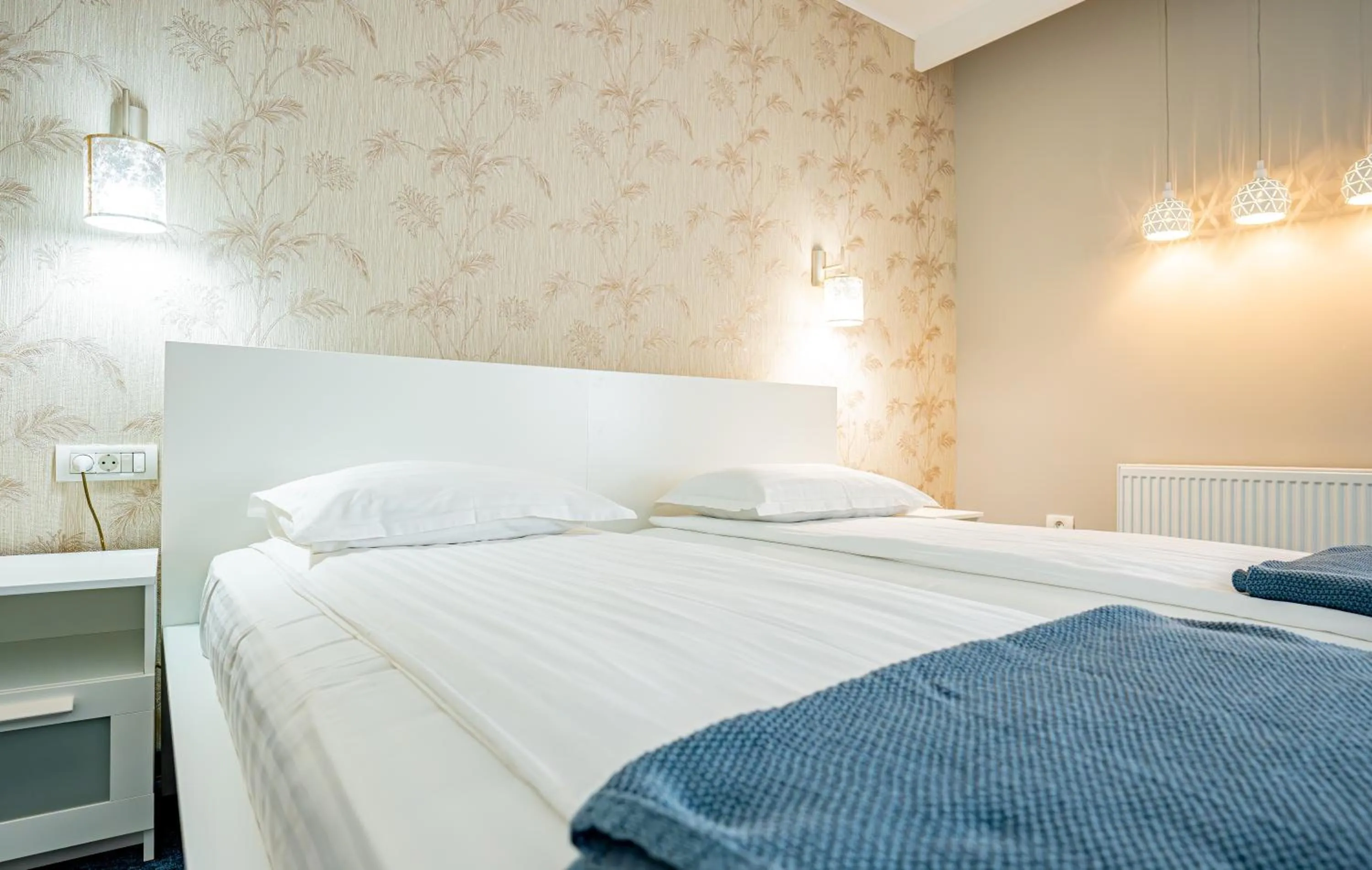 Bed in Hotel Senator