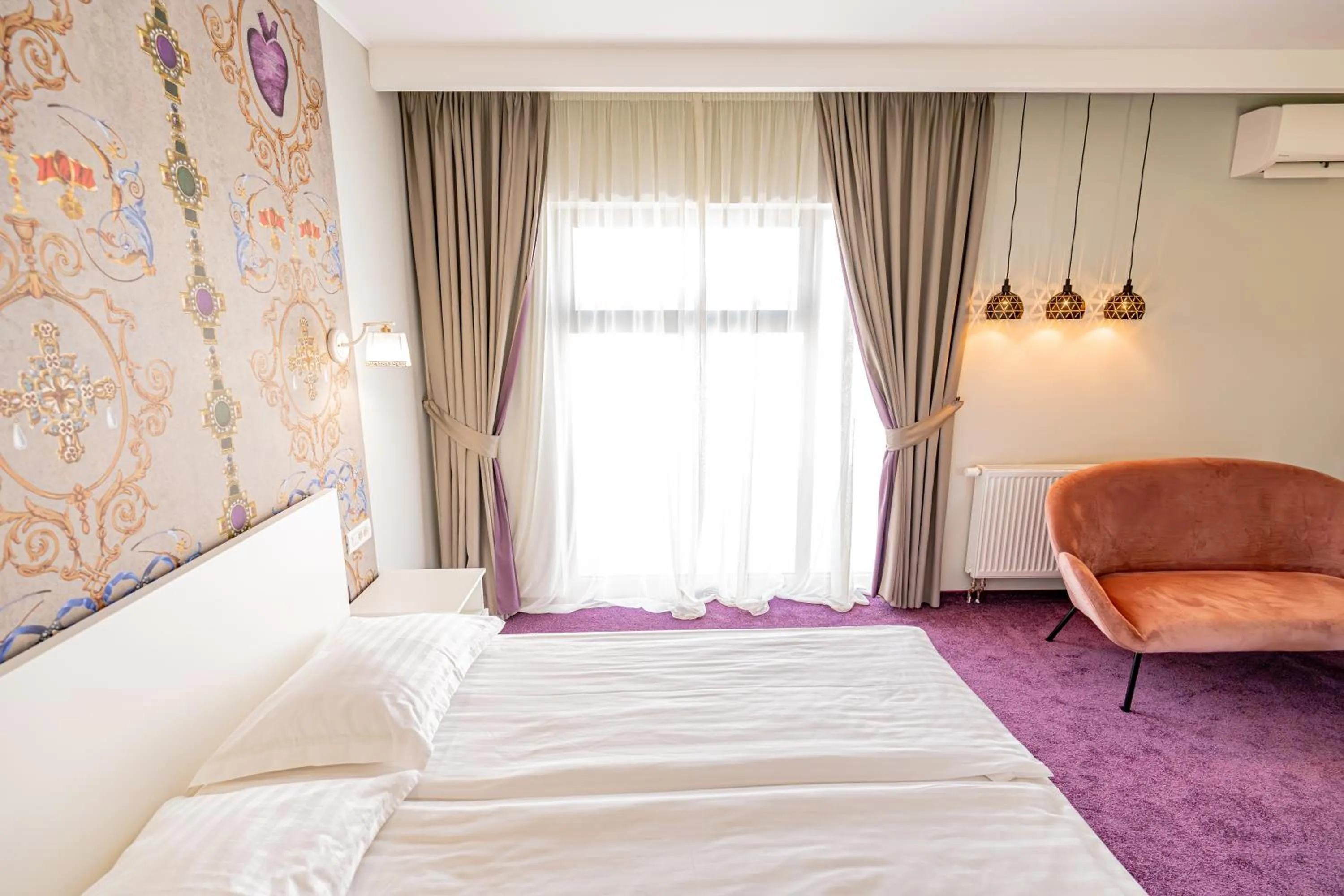 Bed in Hotel Senator