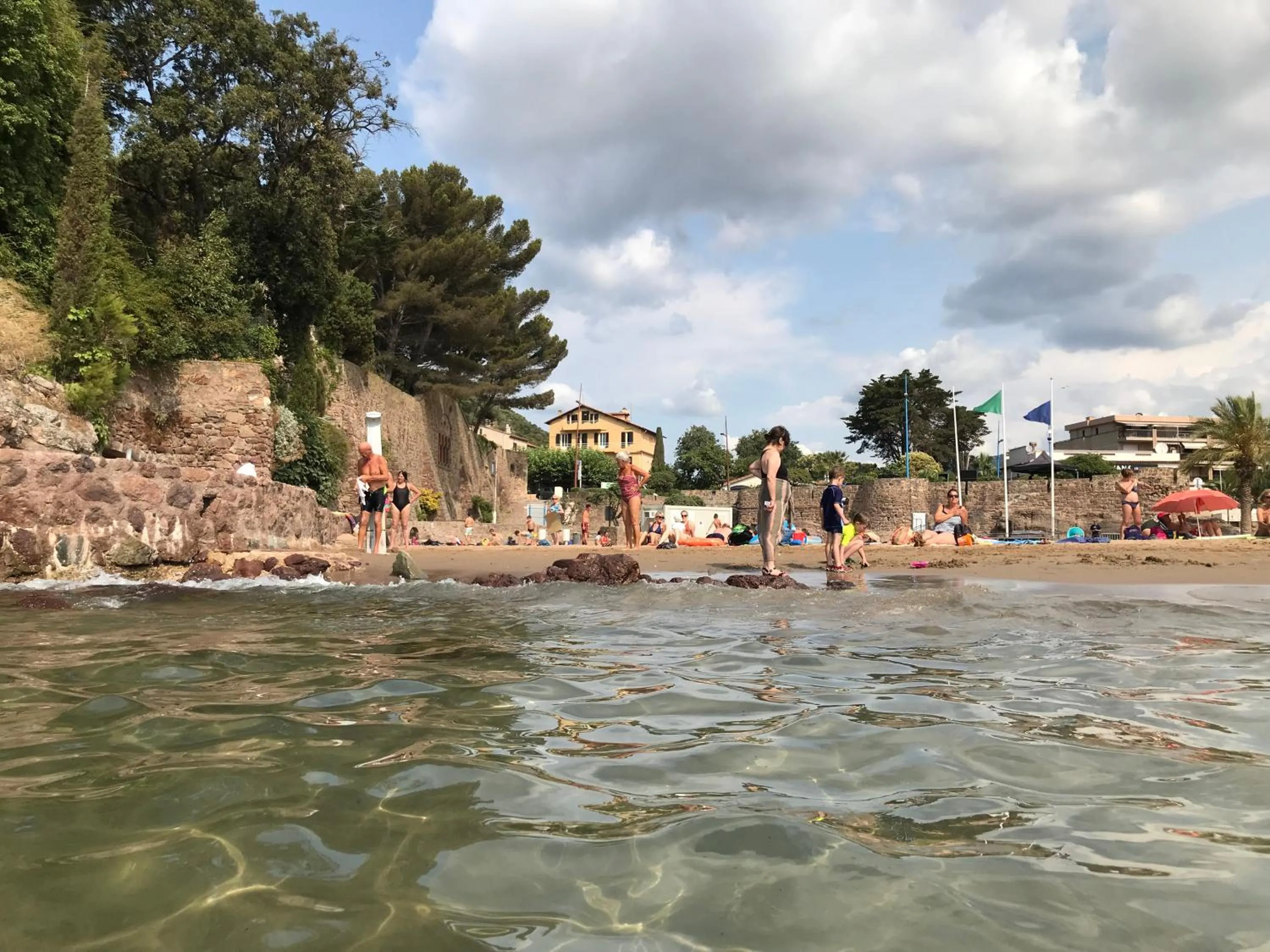 Facade/entrance in Hotel La Calanque