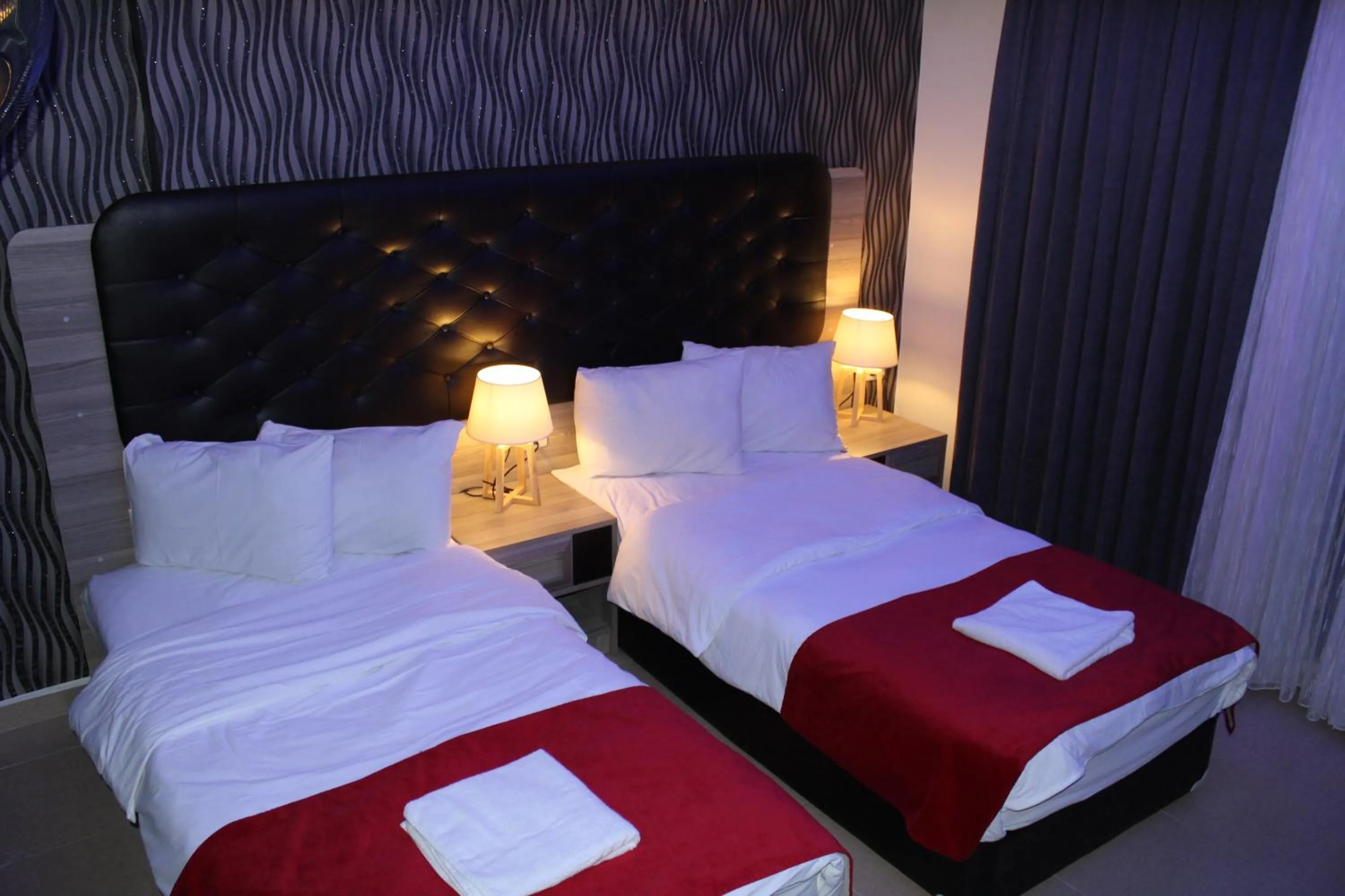 Bed in Virginia Hotel