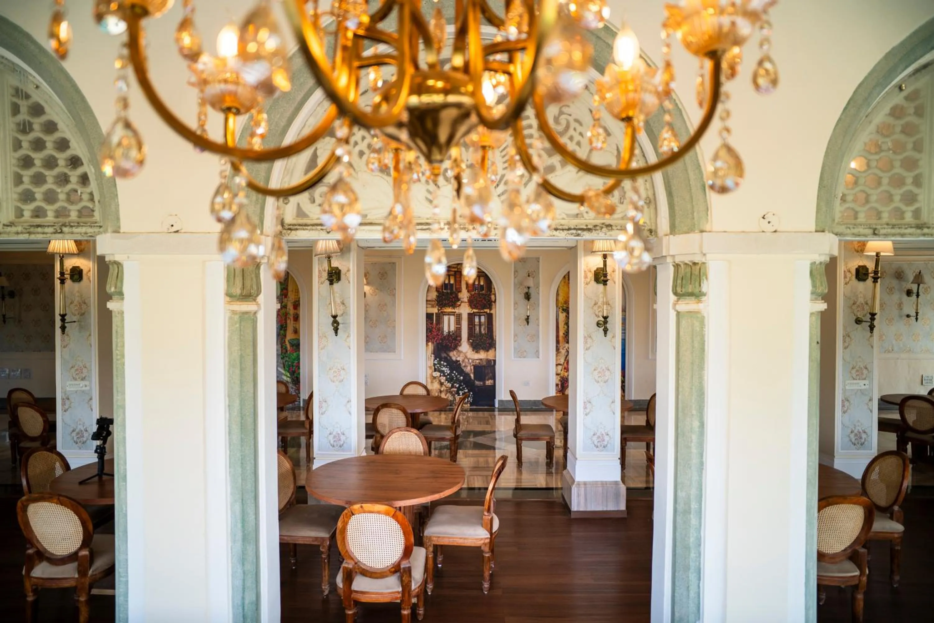 Living room in Hotel Merwara Estate- A Luxury Heritage Resort