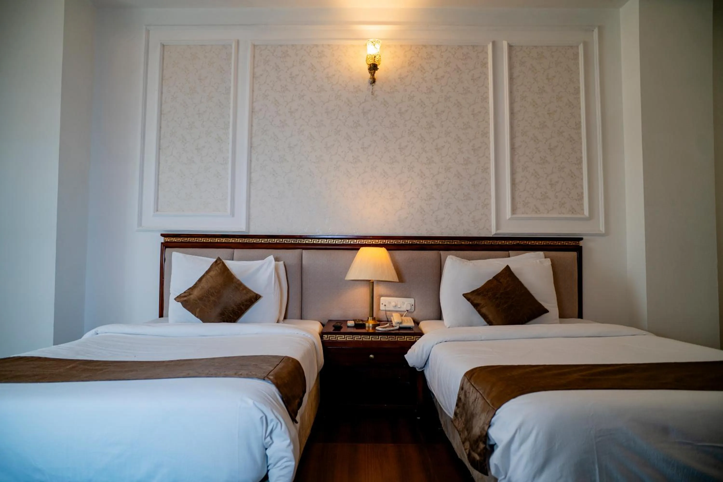 Bed in Hotel Merwara Estate- A Luxury Heritage Resort