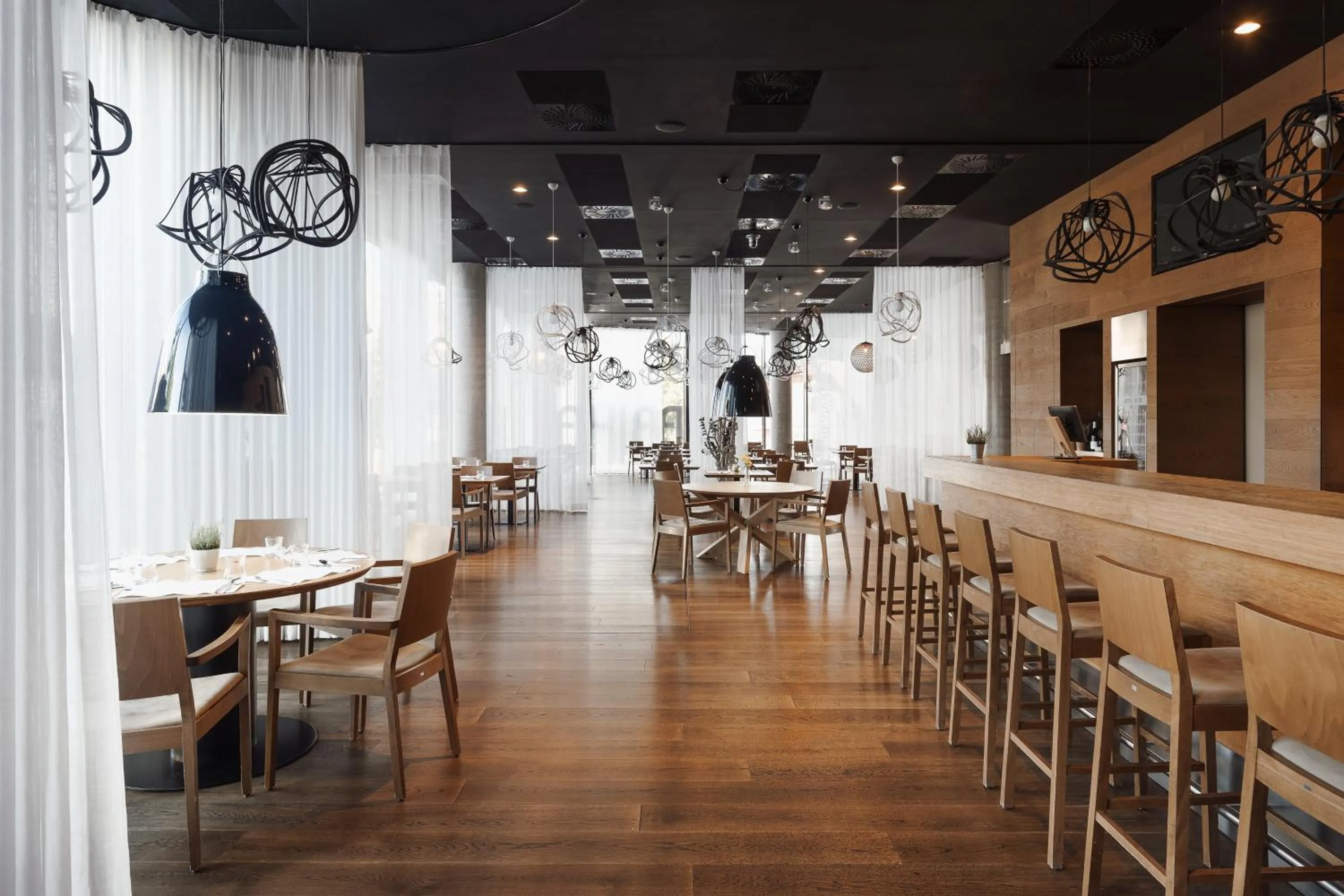 Restaurant/places to eat in Fabrika Hotel