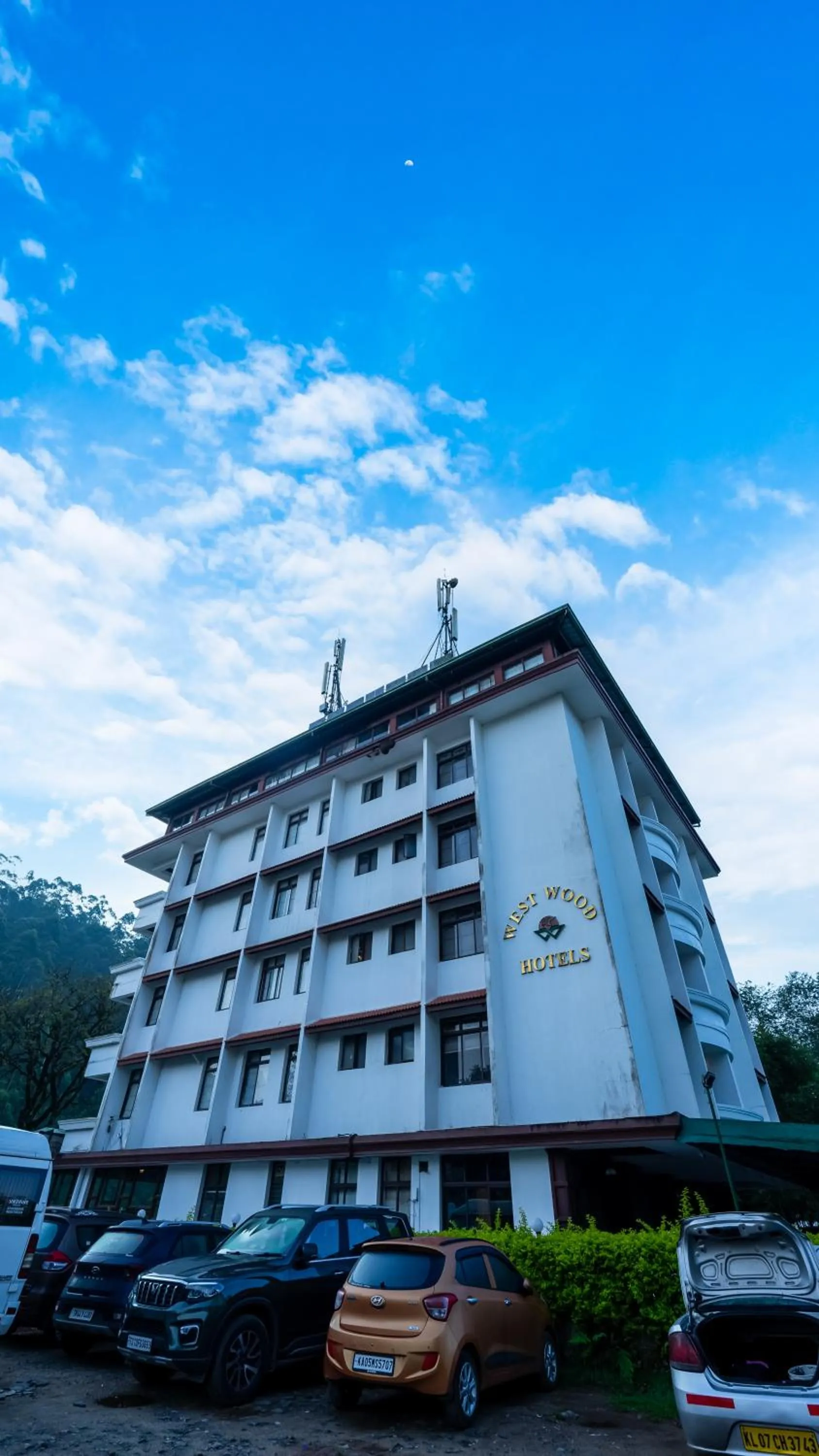 Facade/entrance in Westwood Riverside