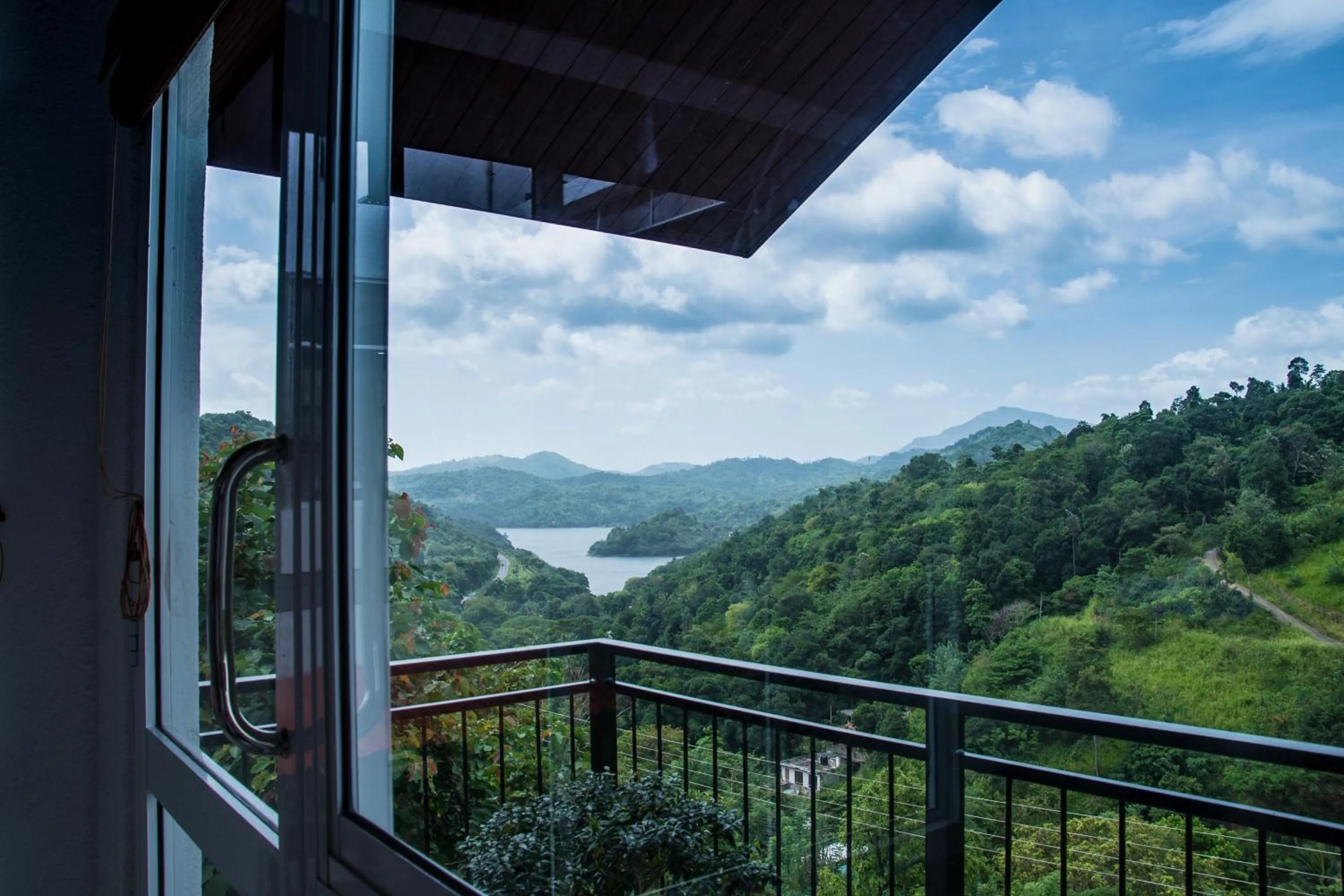 Balcony/Terrace in Kandy Victoria Eco Resort
