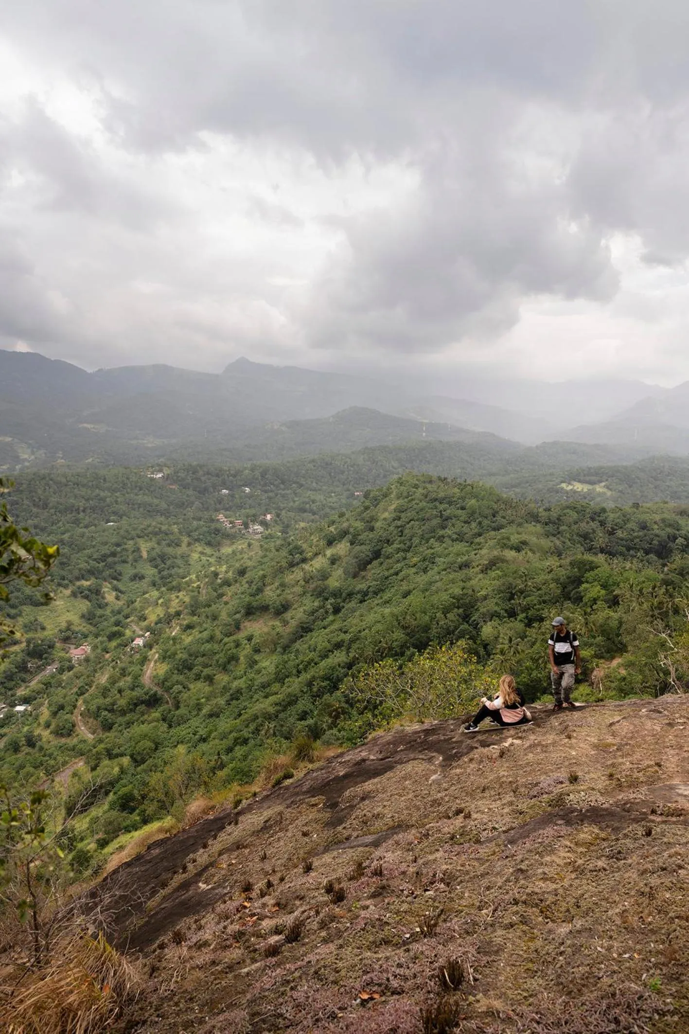 Hiking in Kandy Victoria Eco Resort