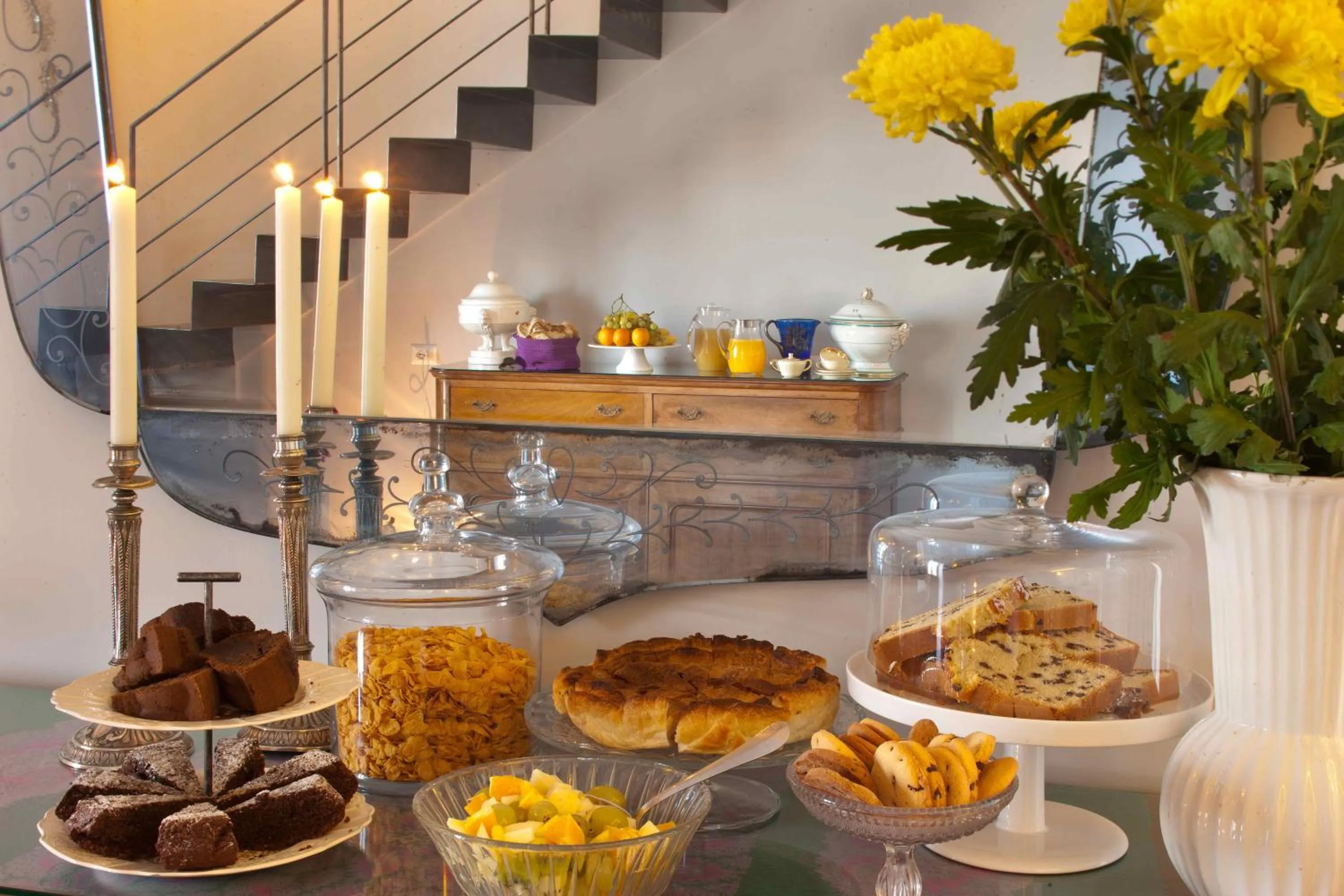 Food and drinks in Marina Piccola 73