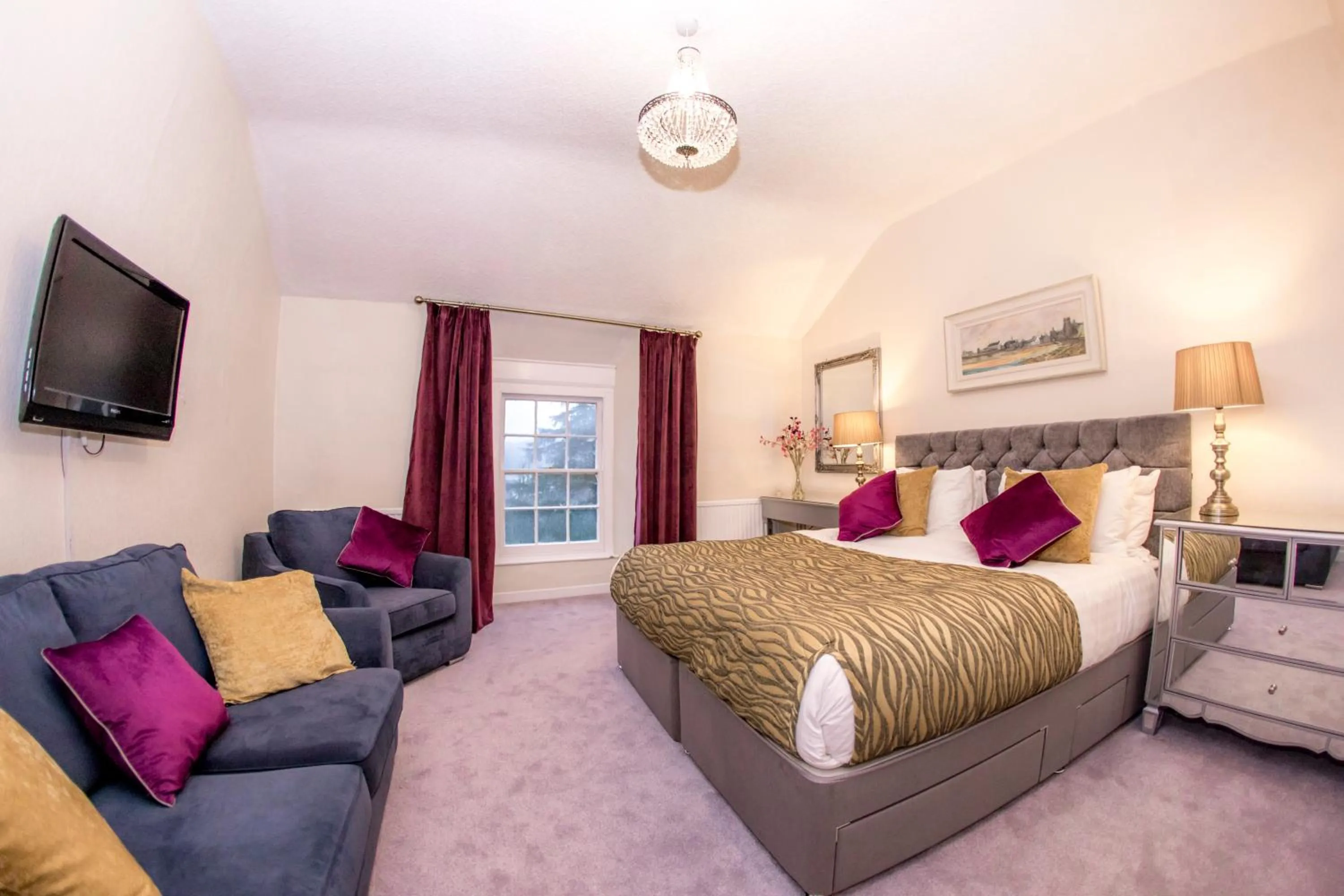 Superior King Room in Royal Goat Hotel