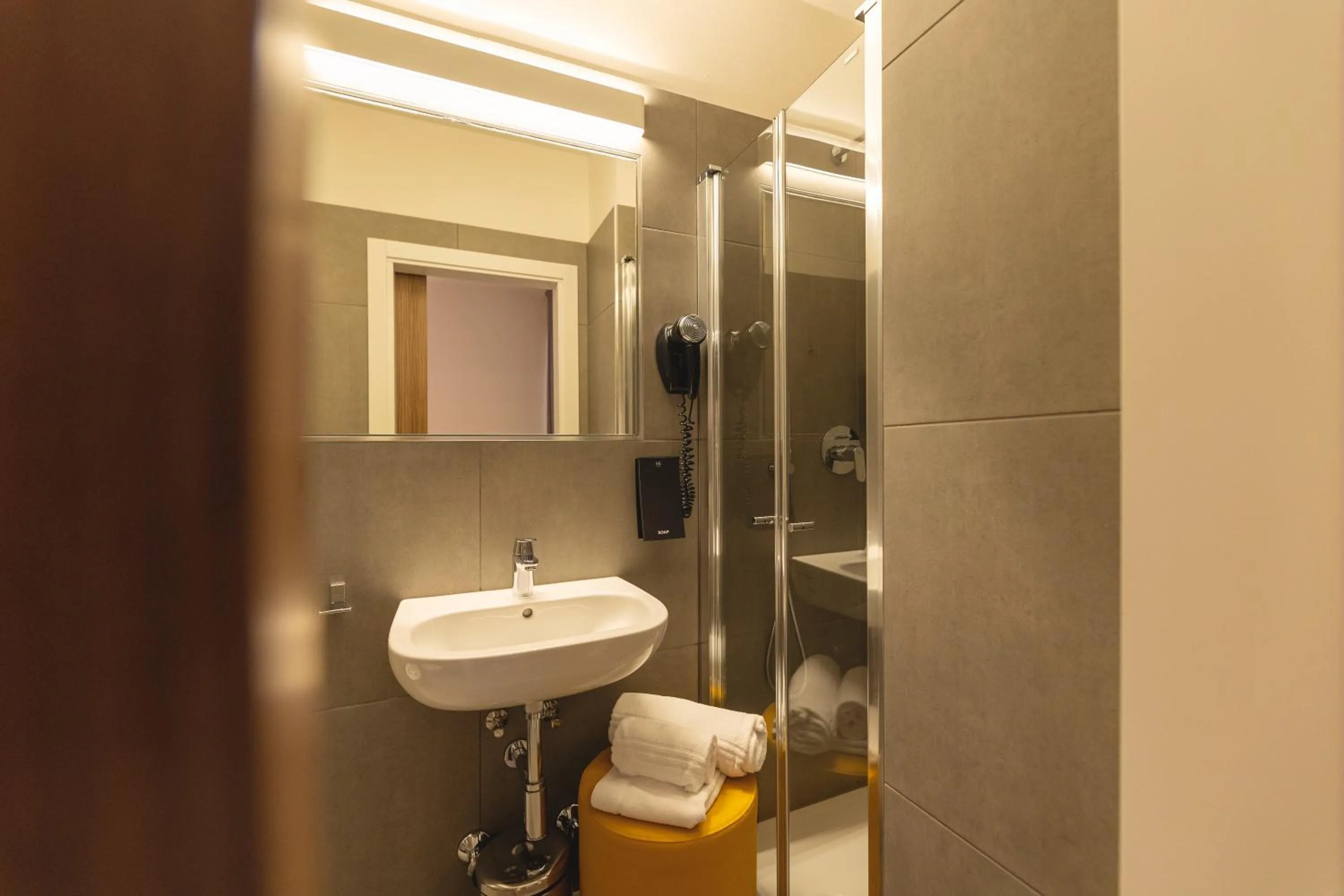 Bathroom in Hi Hotels Trento - Wellness & Spa Adults Only