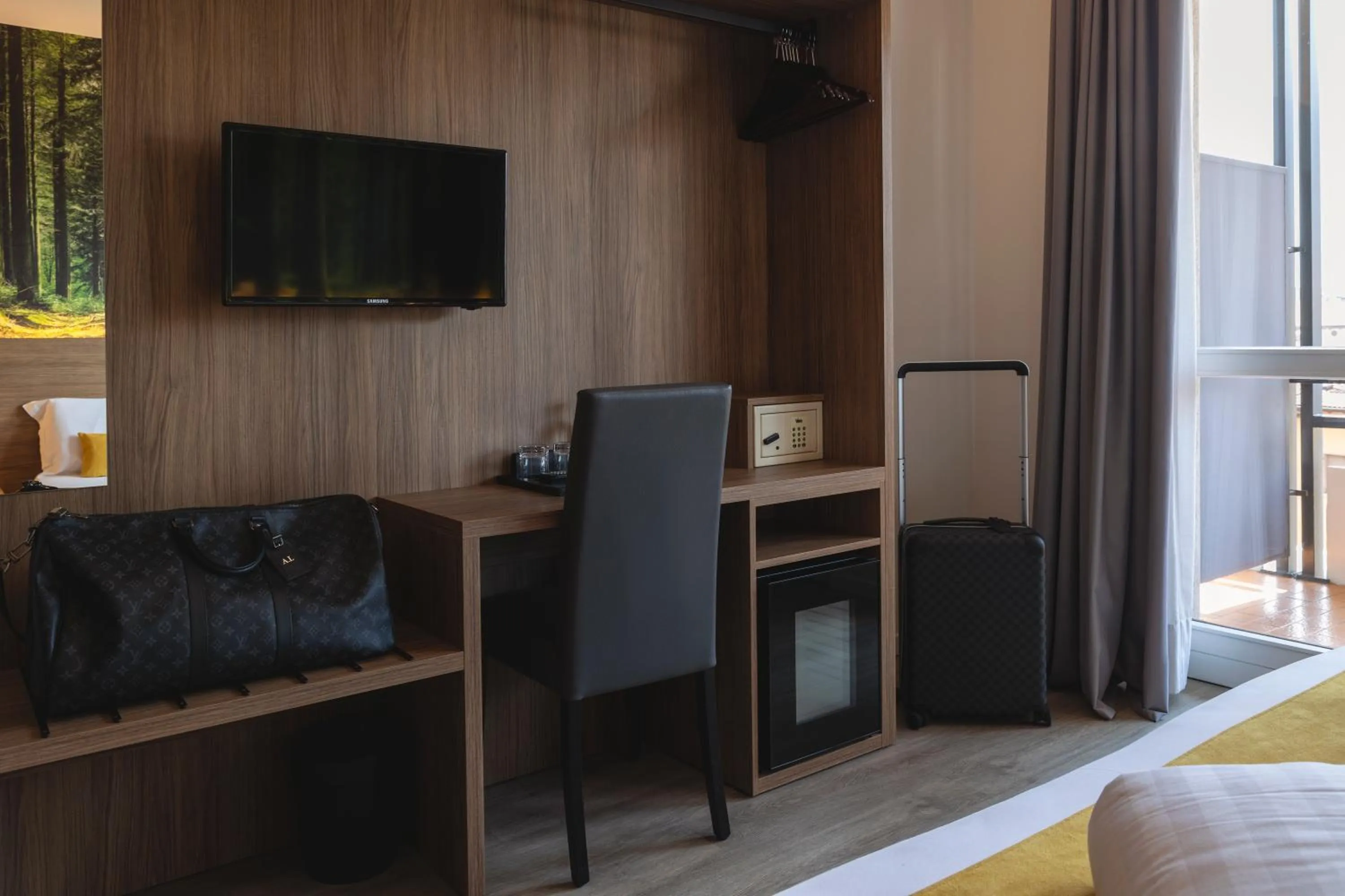 TV and multimedia, Bed in Hi Hotels Trento - Wellness & Spa Adults Only