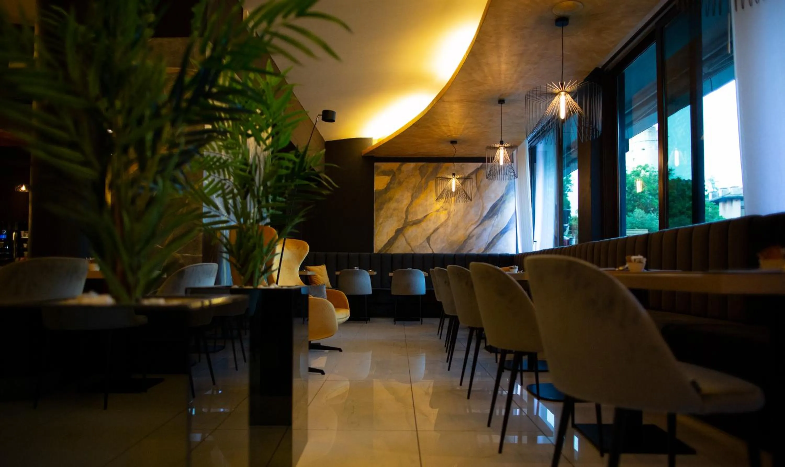 Breakfast in Hi Hotels Trento - Wellness & Spa Adults Only