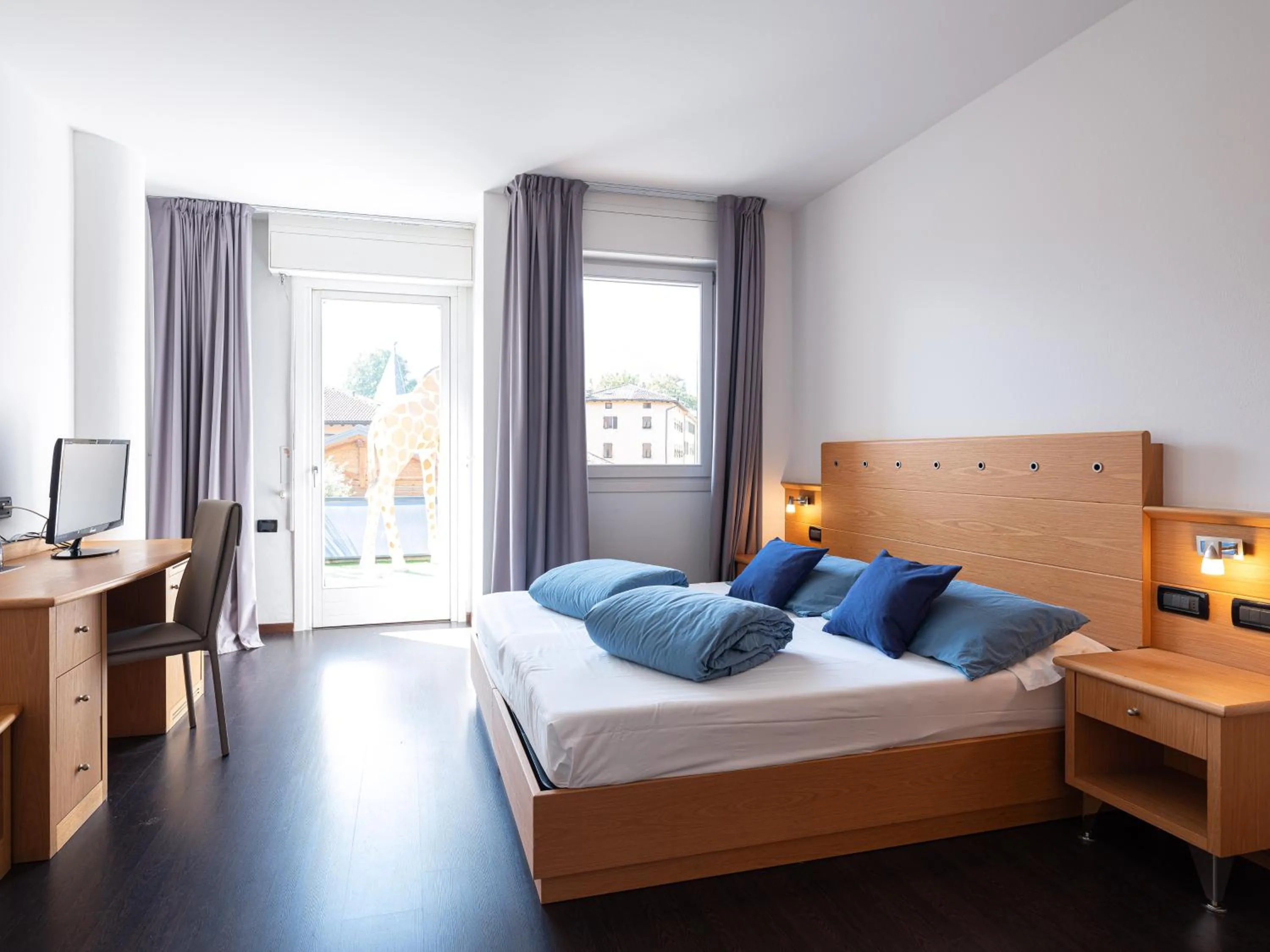 TV and multimedia, Bed in Hi Hotels Trento - Wellness & Spa Adults Only